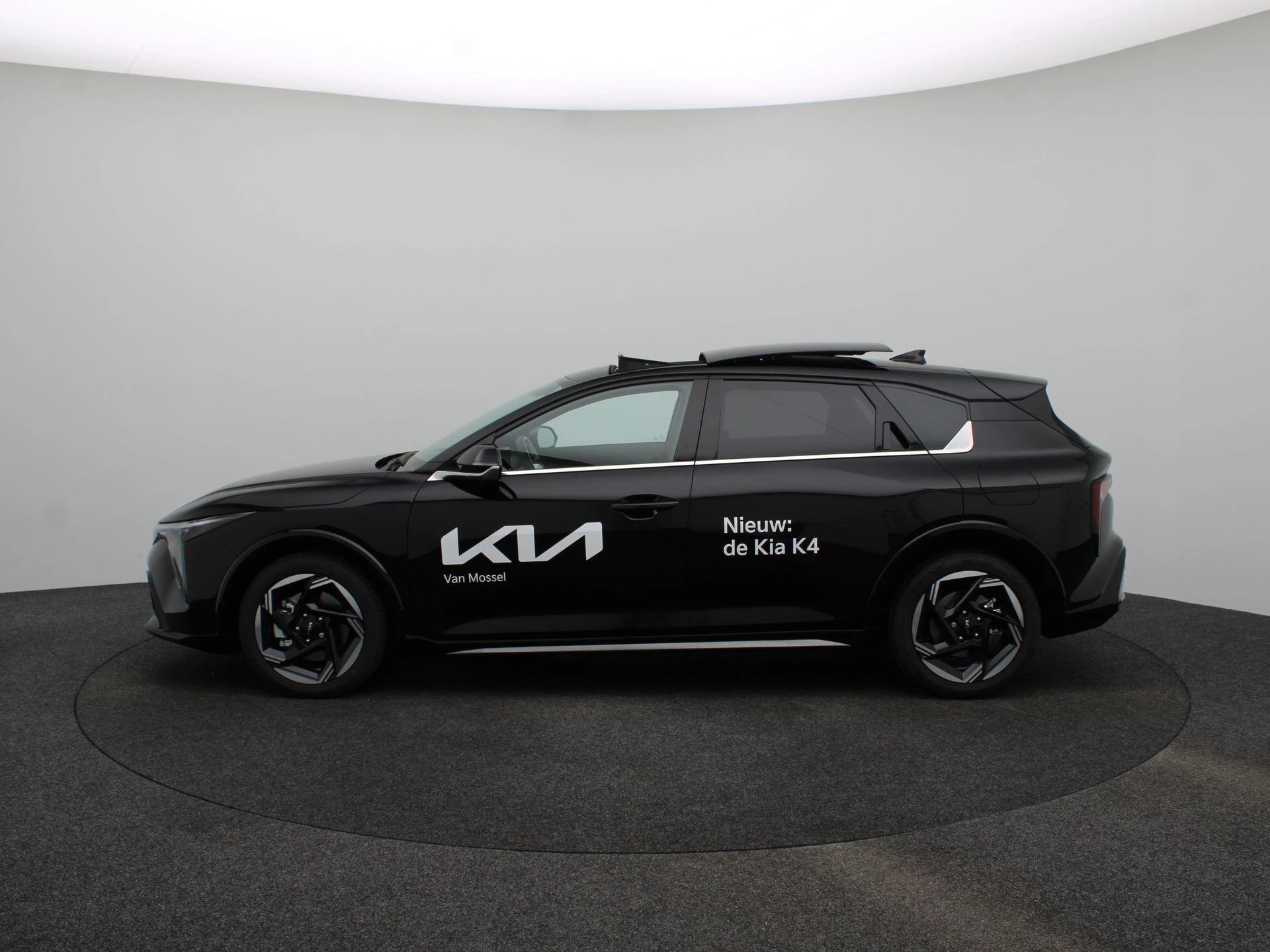 Kia K4