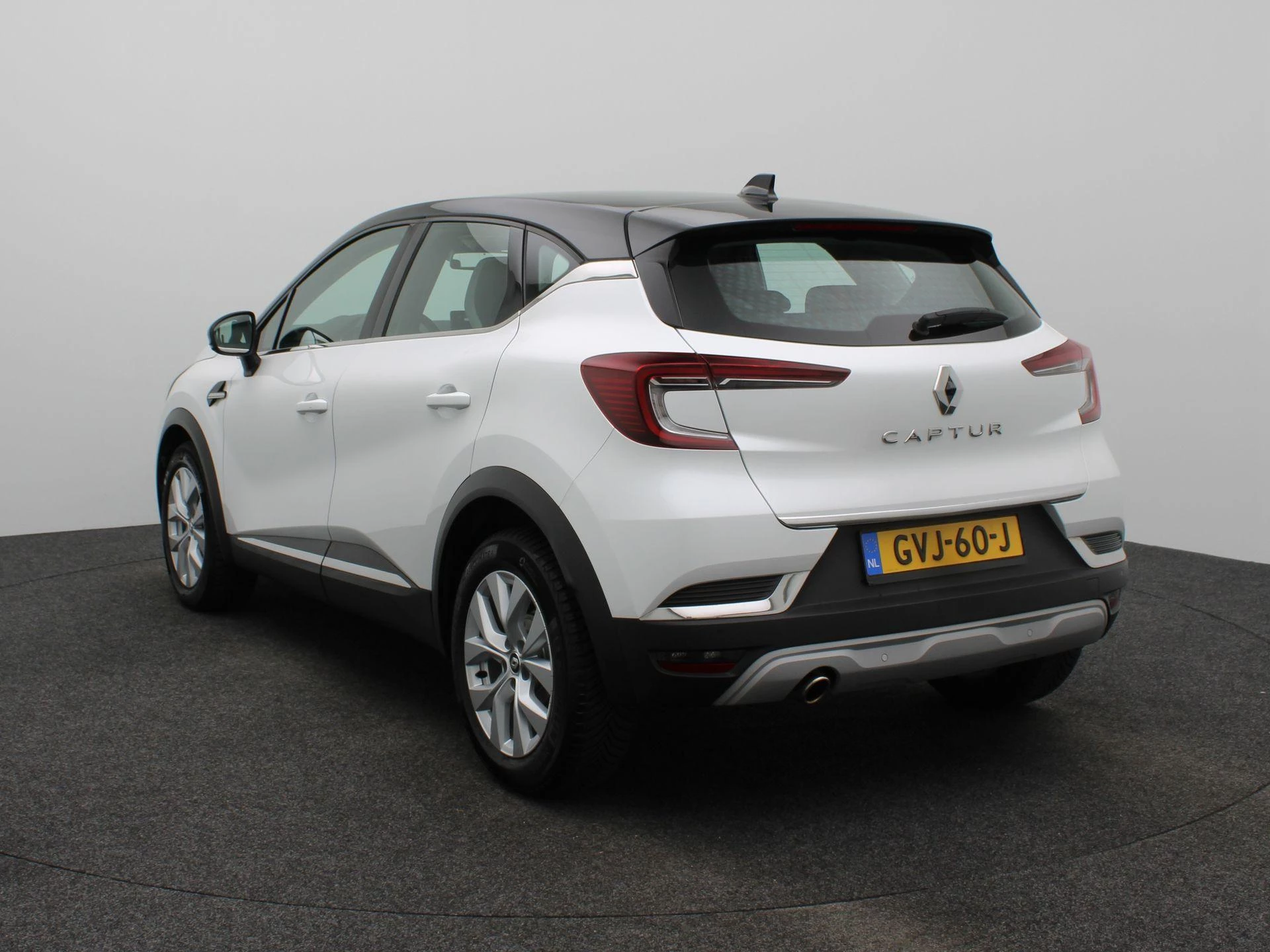 Renault-Captur-image-2