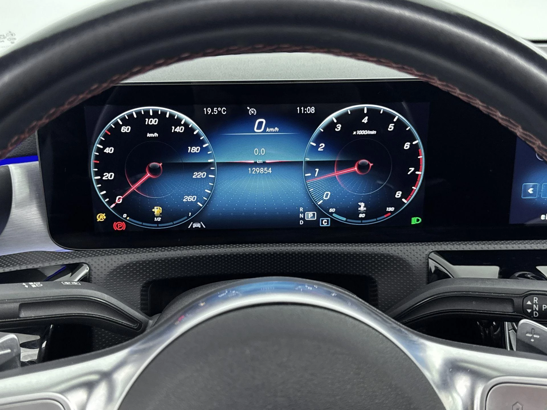 Mercedes-Benz-CLA-image-11