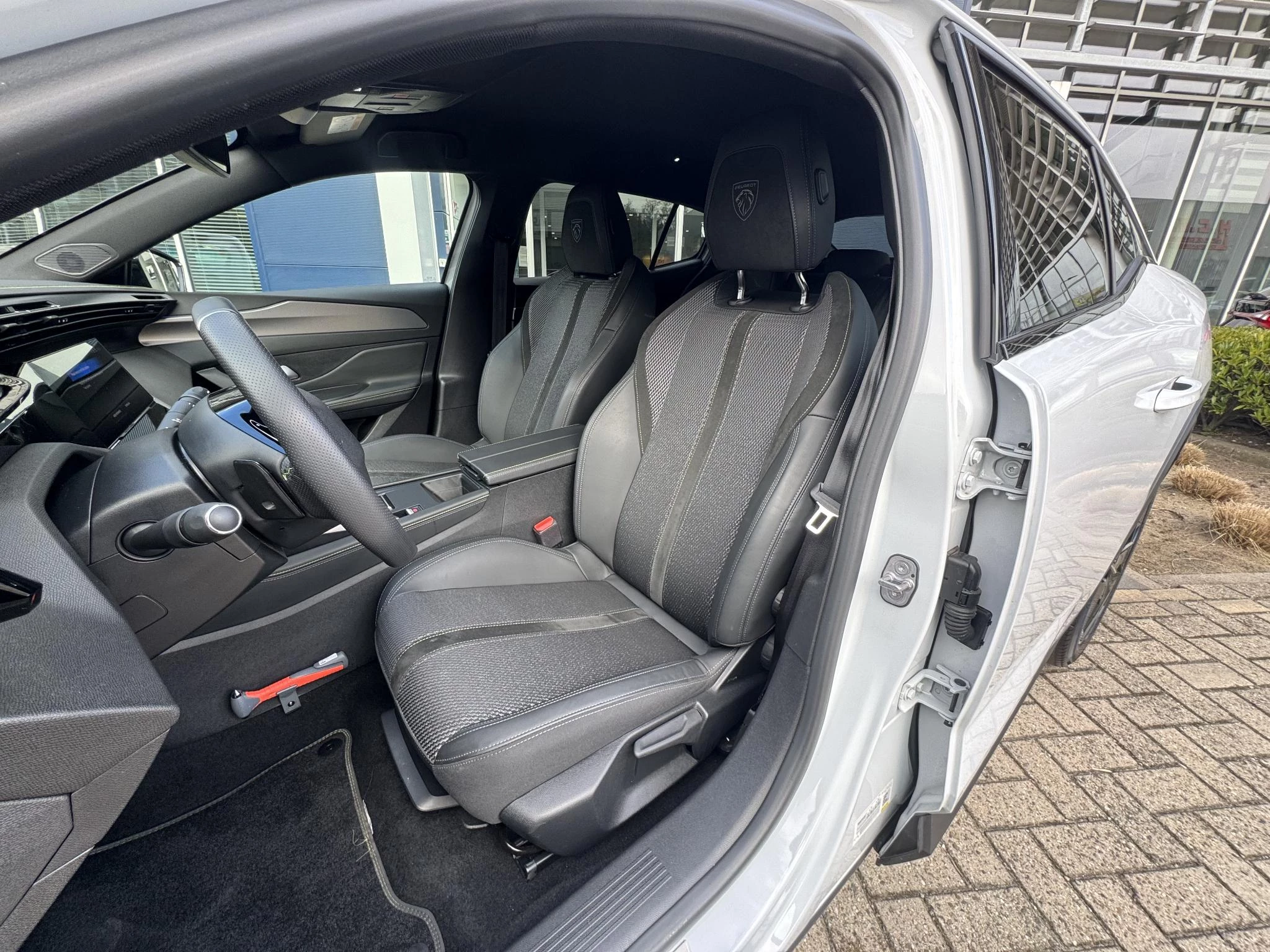 Peugeot-408-image-17