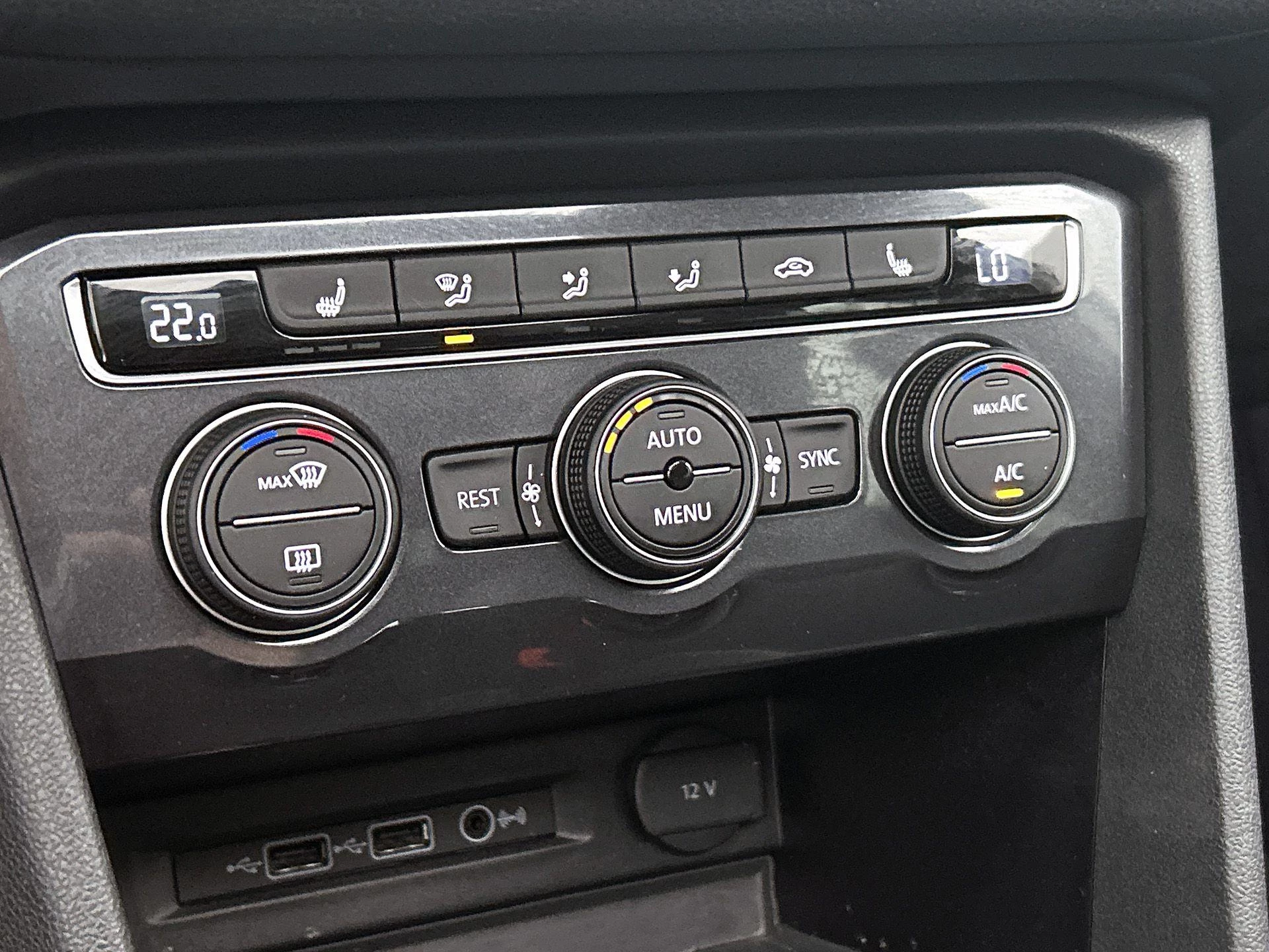 Volkswagen-Tiguan Allspace-image-27