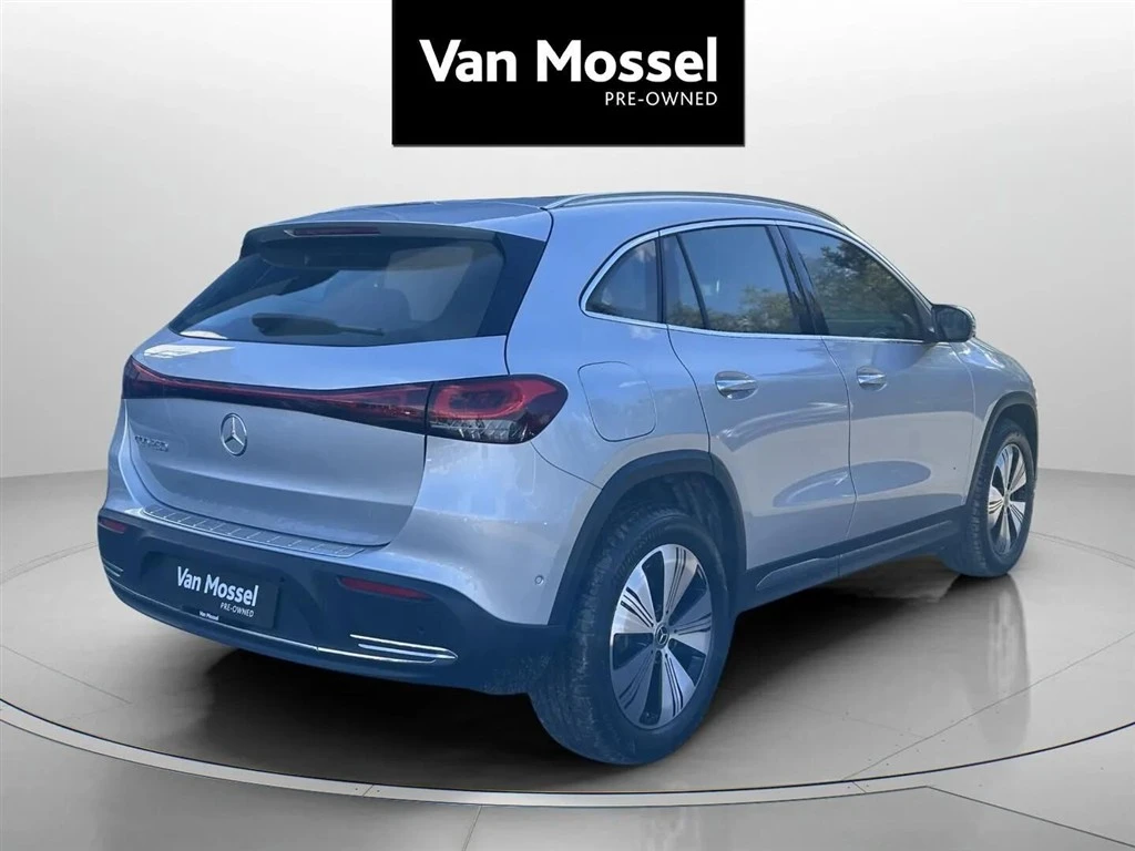 Mercedes-Benz-EQA-image-4