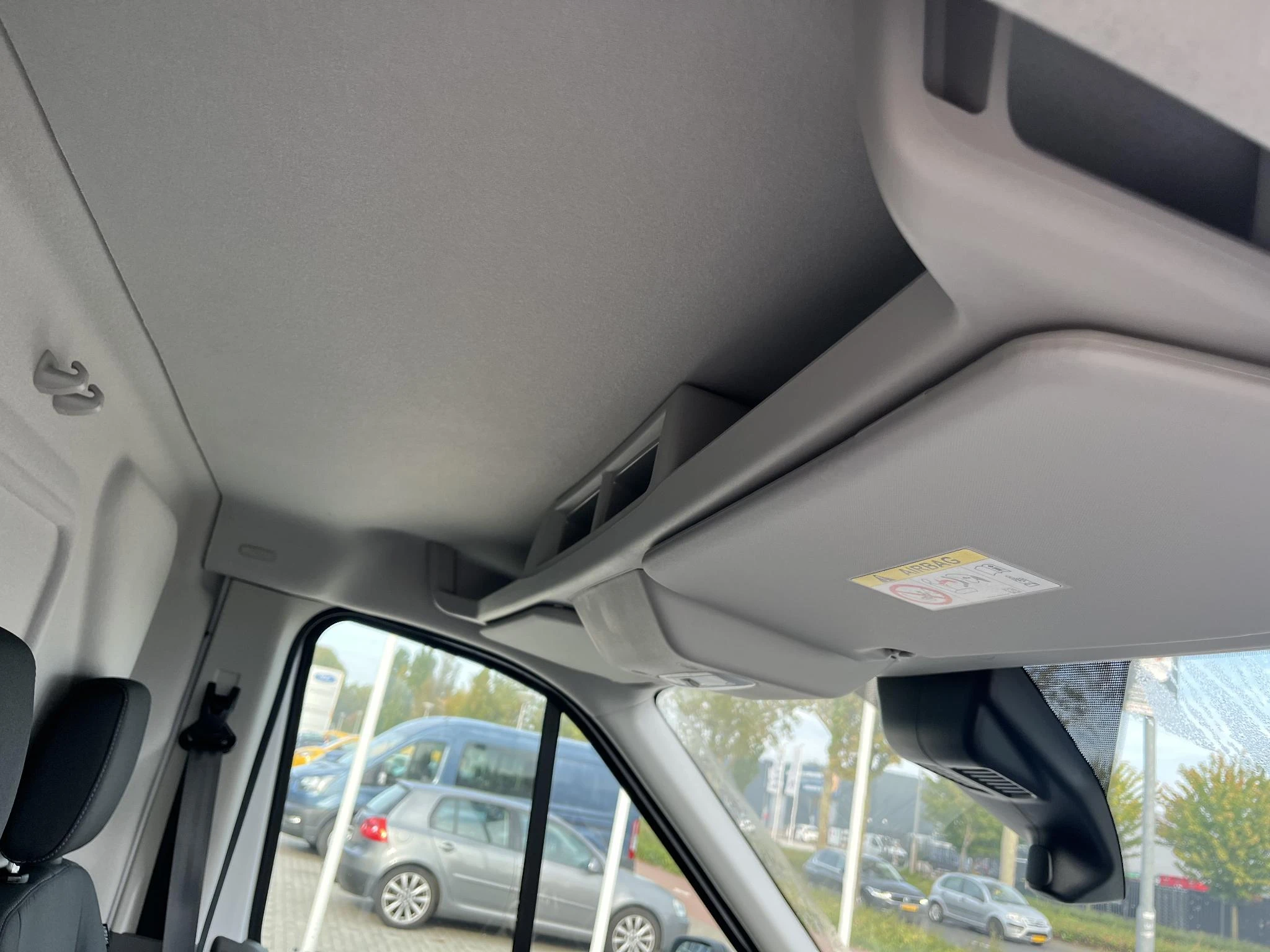 Ford-E-Transit-image-9