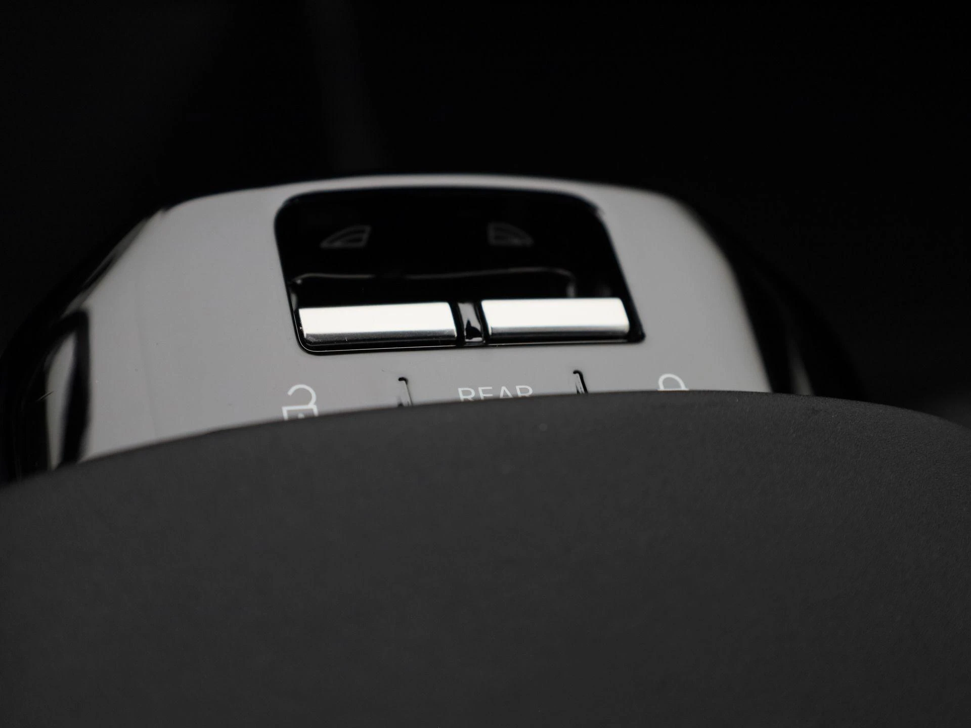 Volvo-EX30-image-16