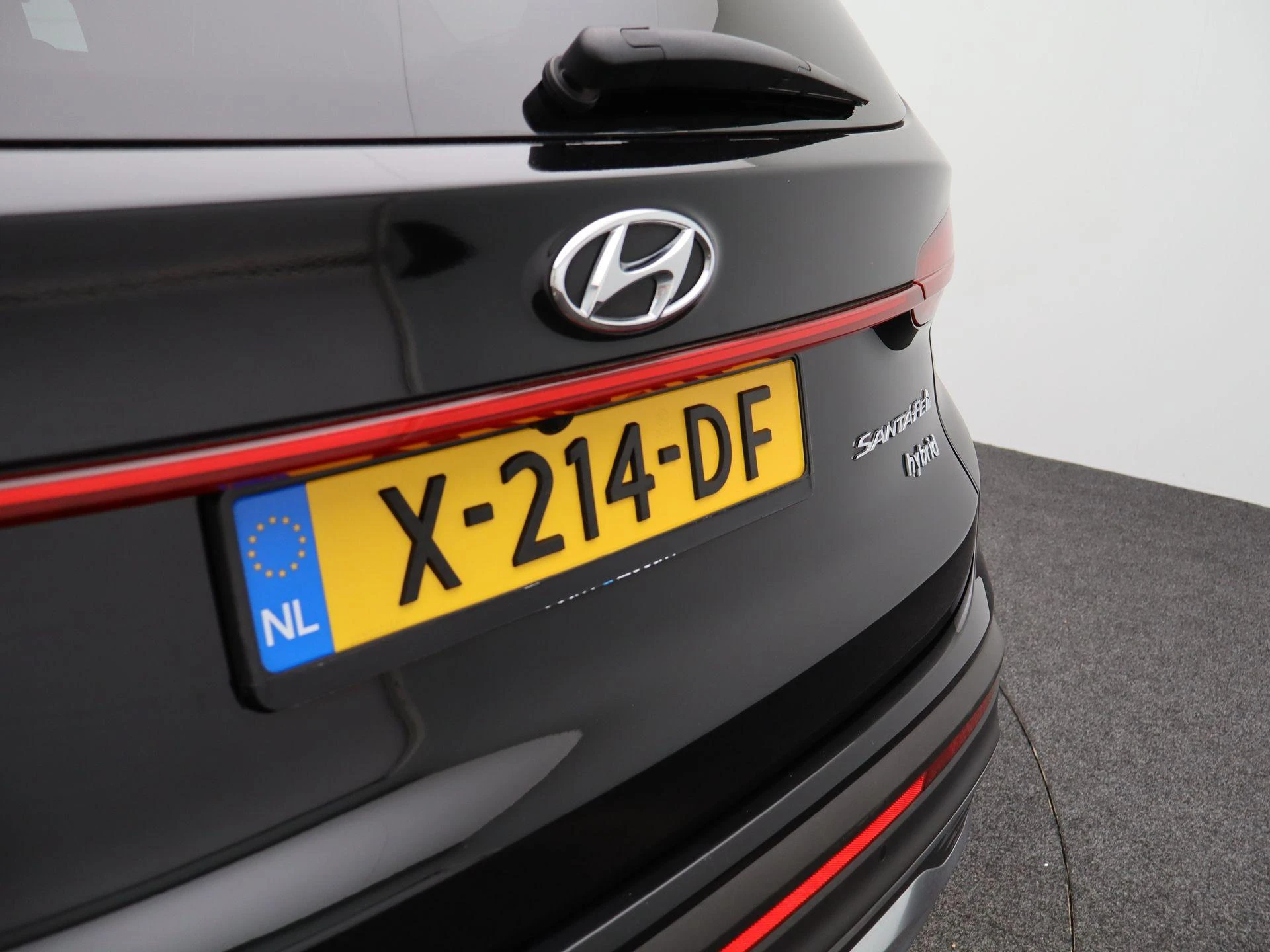 Hyundai-Santa Fe-image-43