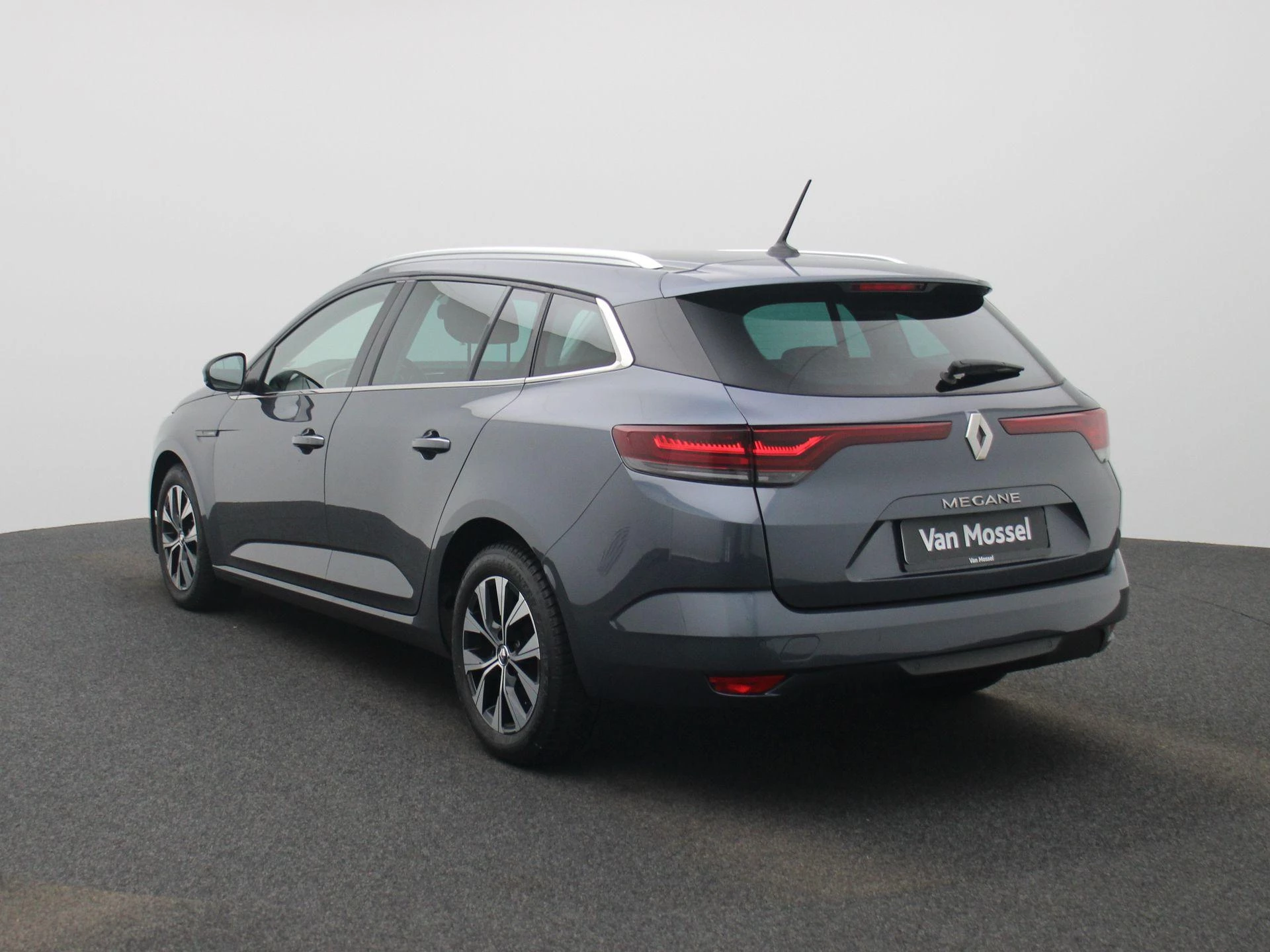 Renault-Mégane Grand Tour-image-1