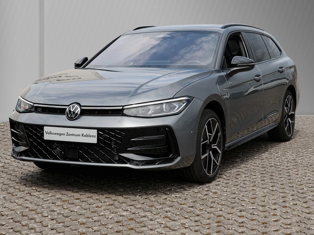 Volkswagen Passat R-Line 1,5 l eHybrid 177 PS / 85 KW 6-Gang DSG