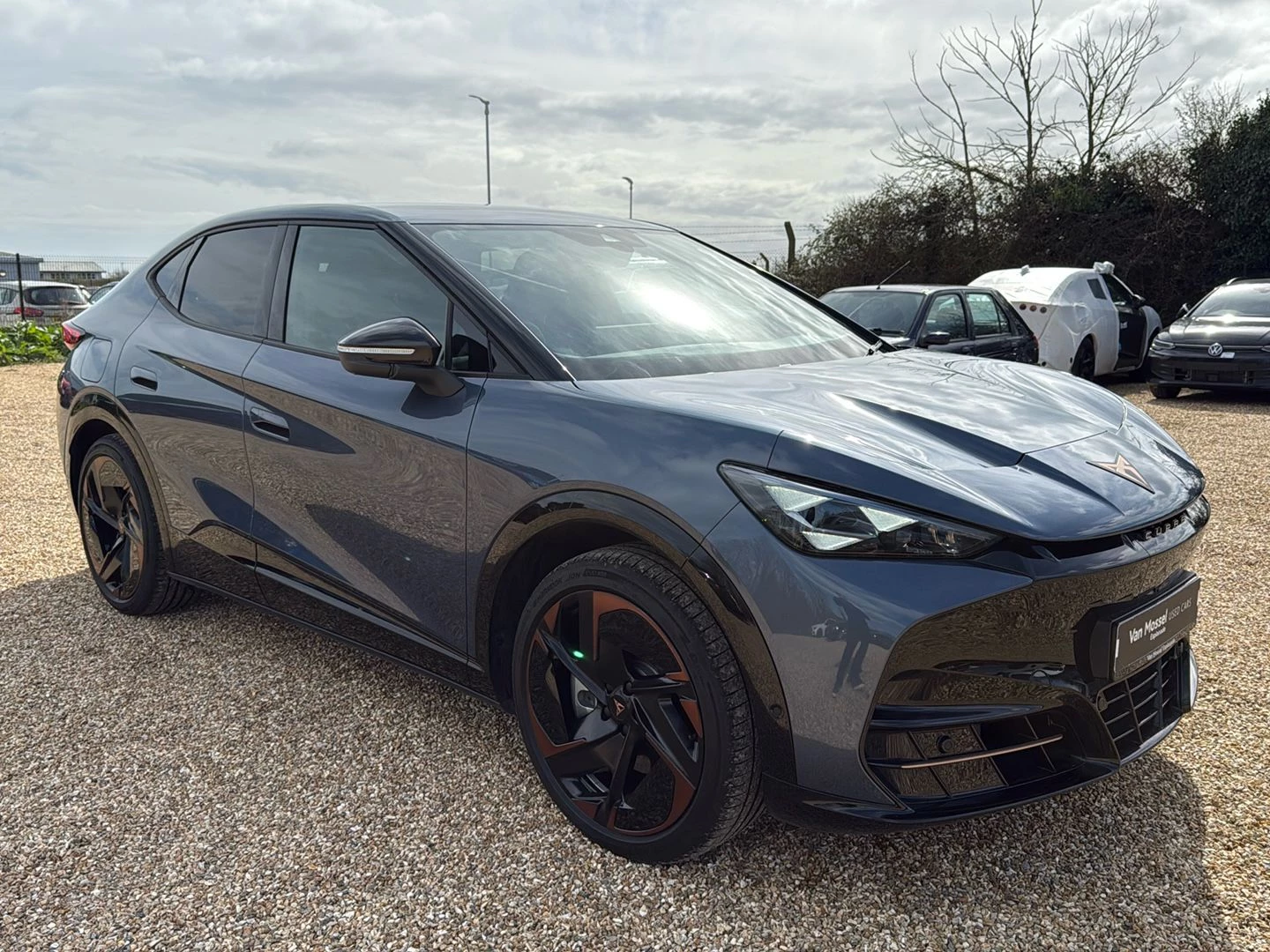 CUPRA-Tavascan-image-17