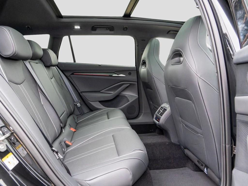Škoda Superb Combi 1.5 TSI iV DSG Sportline