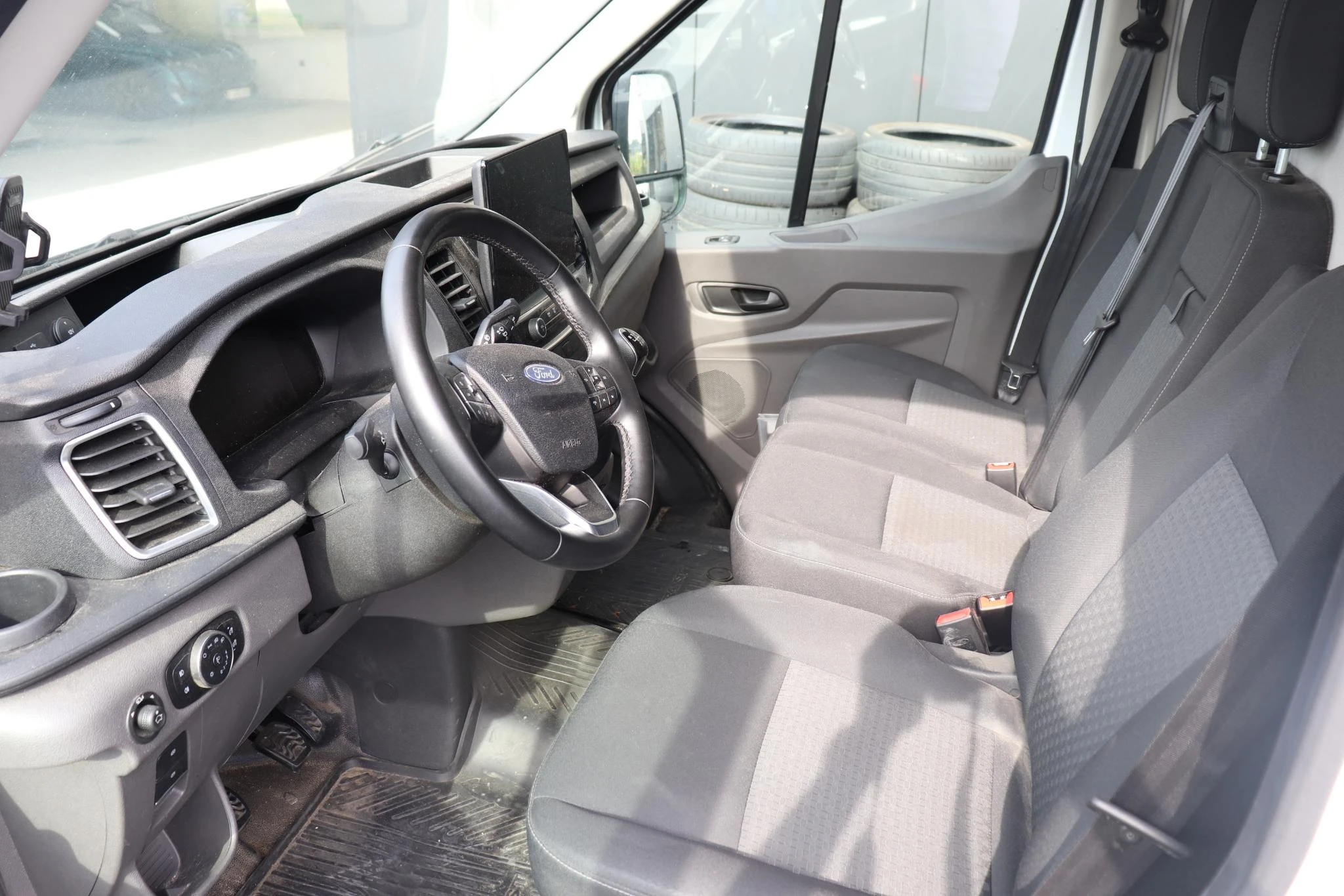 Ford-Transit-image-11