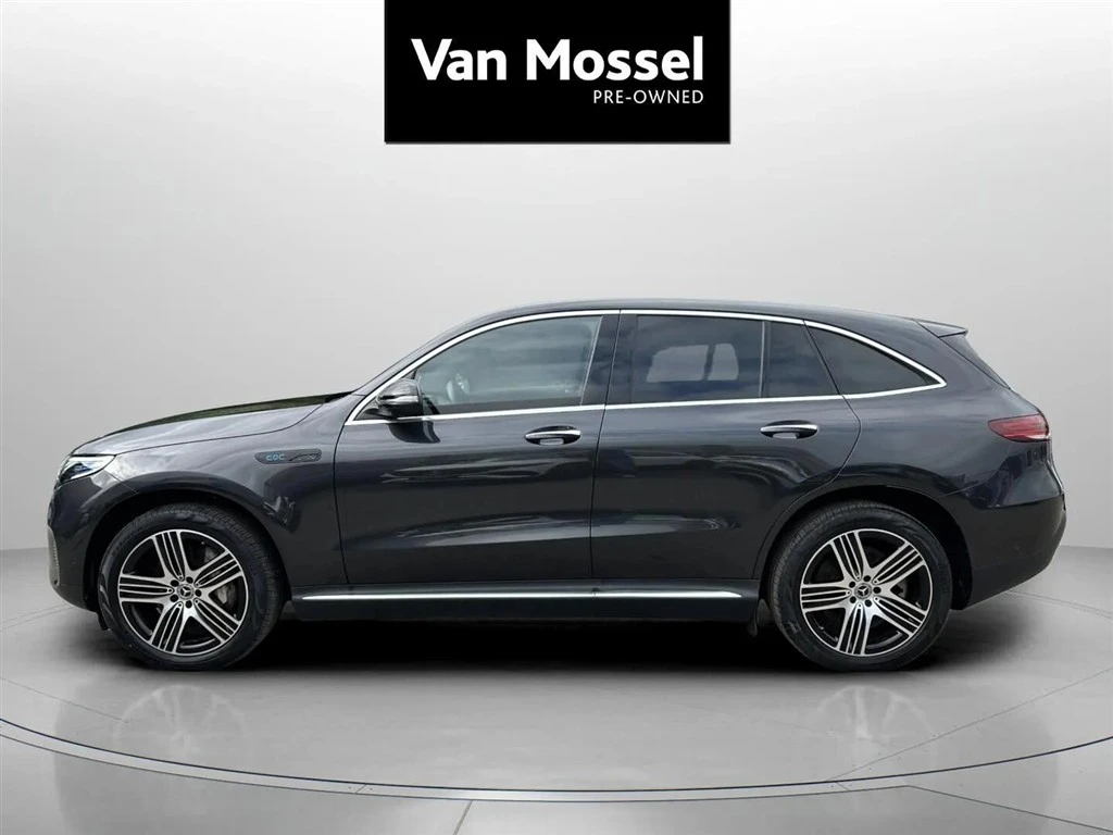 Mercedes-Benz-EQC-image-7