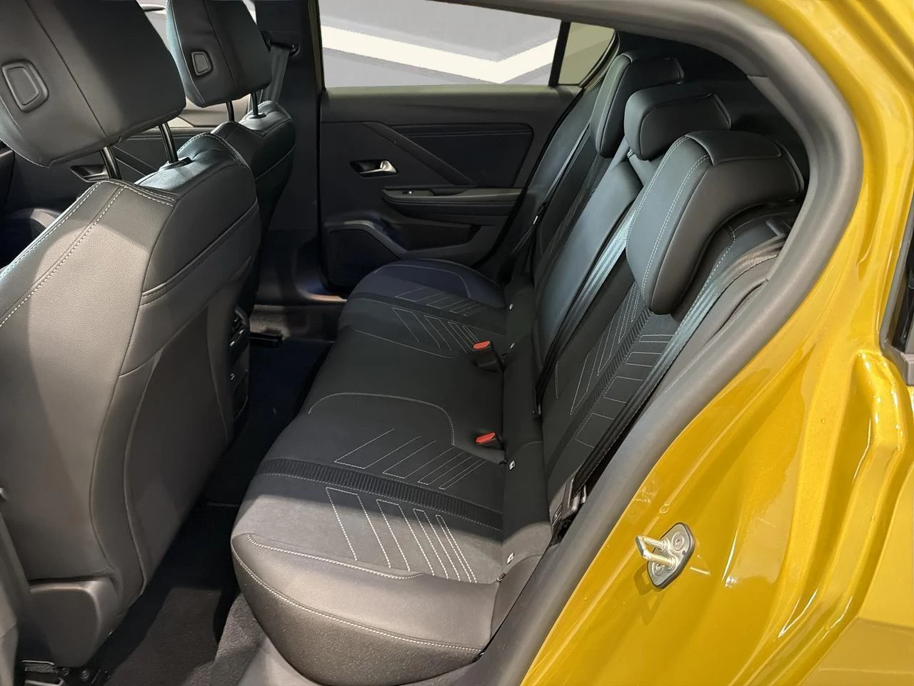 Opel-Astra-image-13