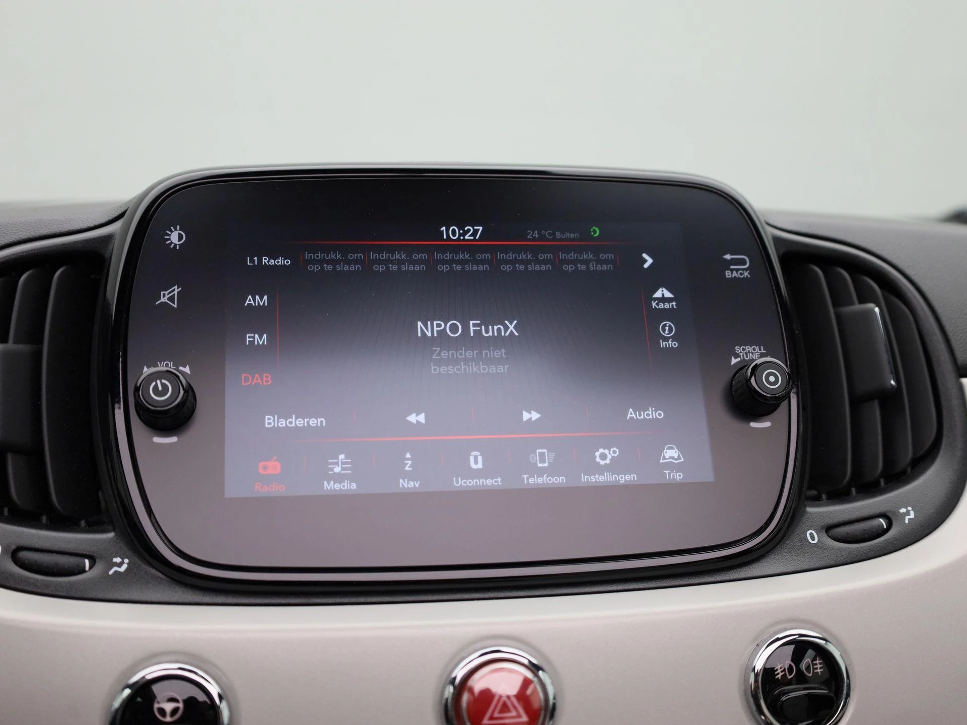 Fiat-500C-image-19