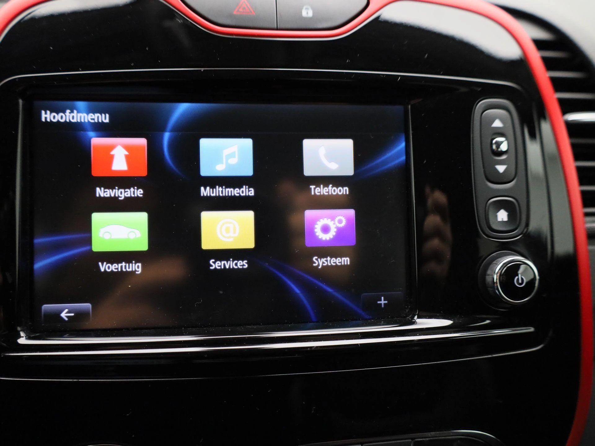 Renault-Captur-image-17