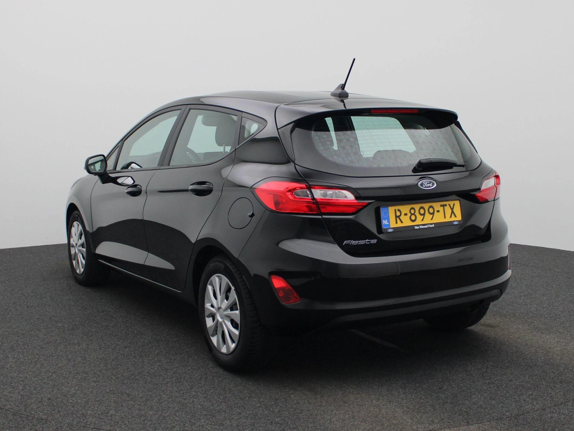 Ford-Fiesta-image-1