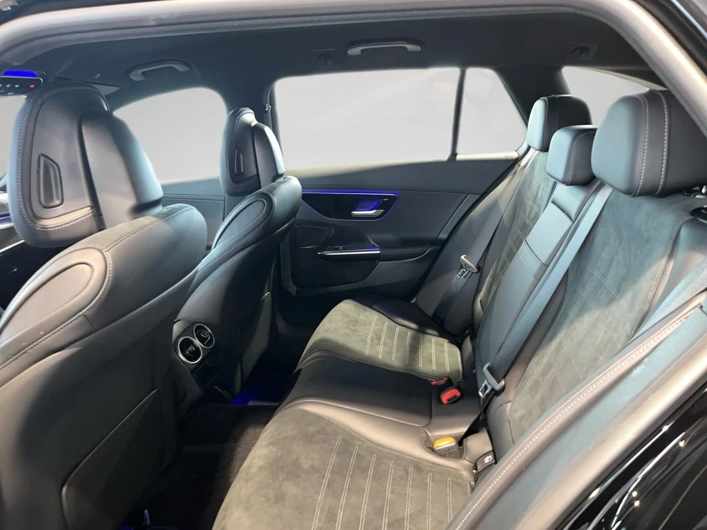 Mercedes-Benz-C-Klasse 300 d-image-9