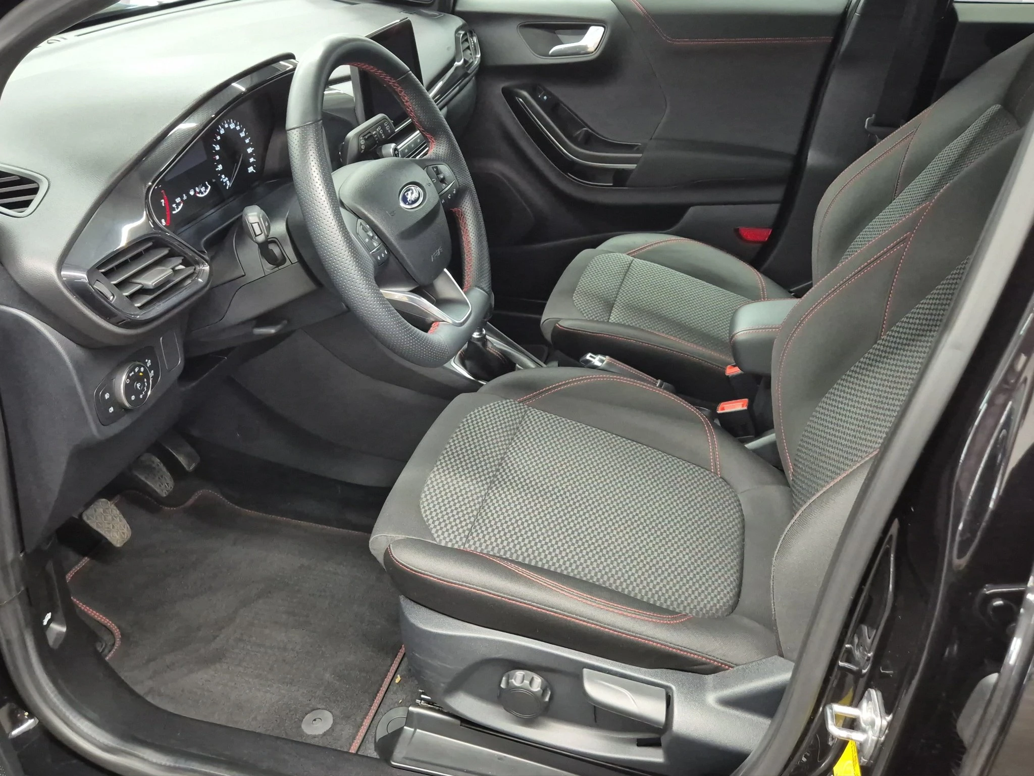Ford-Puma-image-9