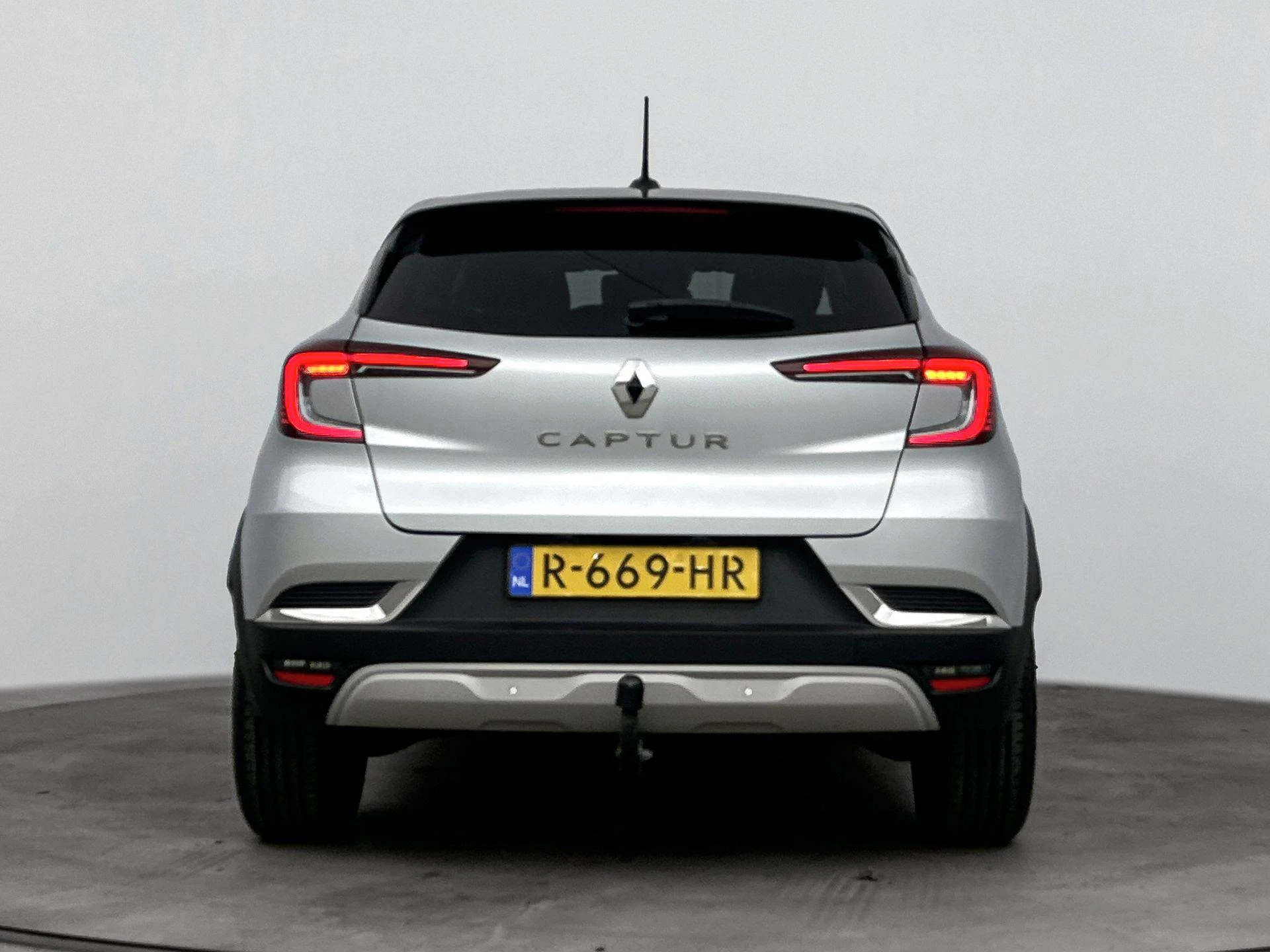 Renault-Captur-image-2
