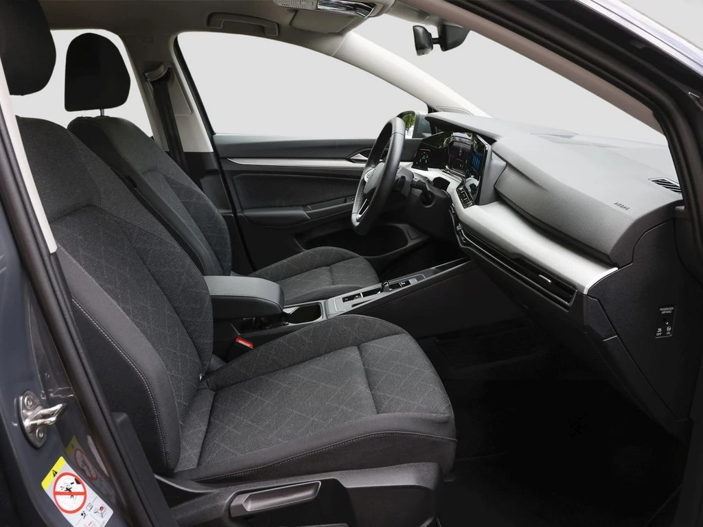 Volkswagen-Golf-image-6