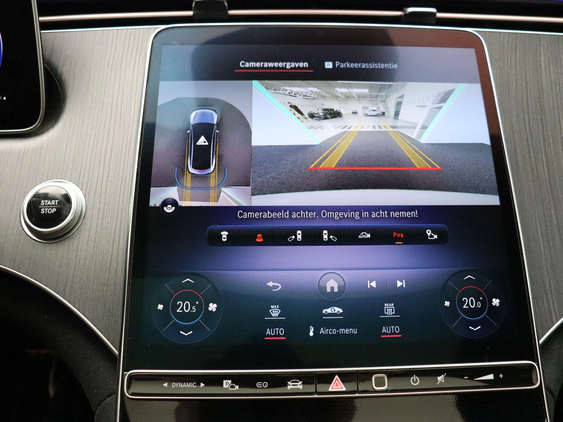 Mercedes-Benz-EQE-image-21