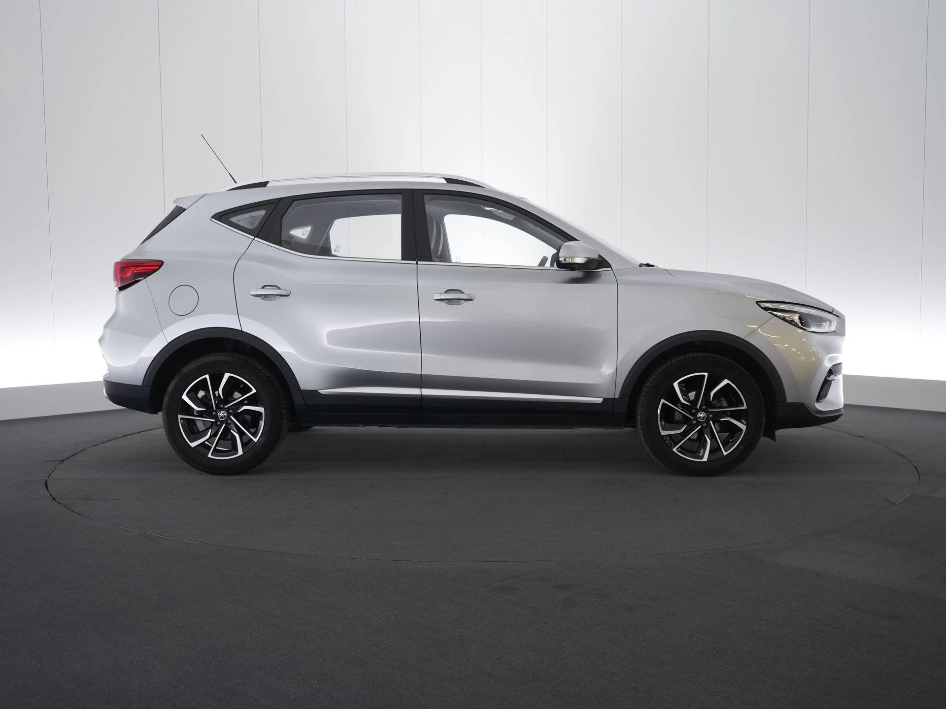 MG-ZS-image-5