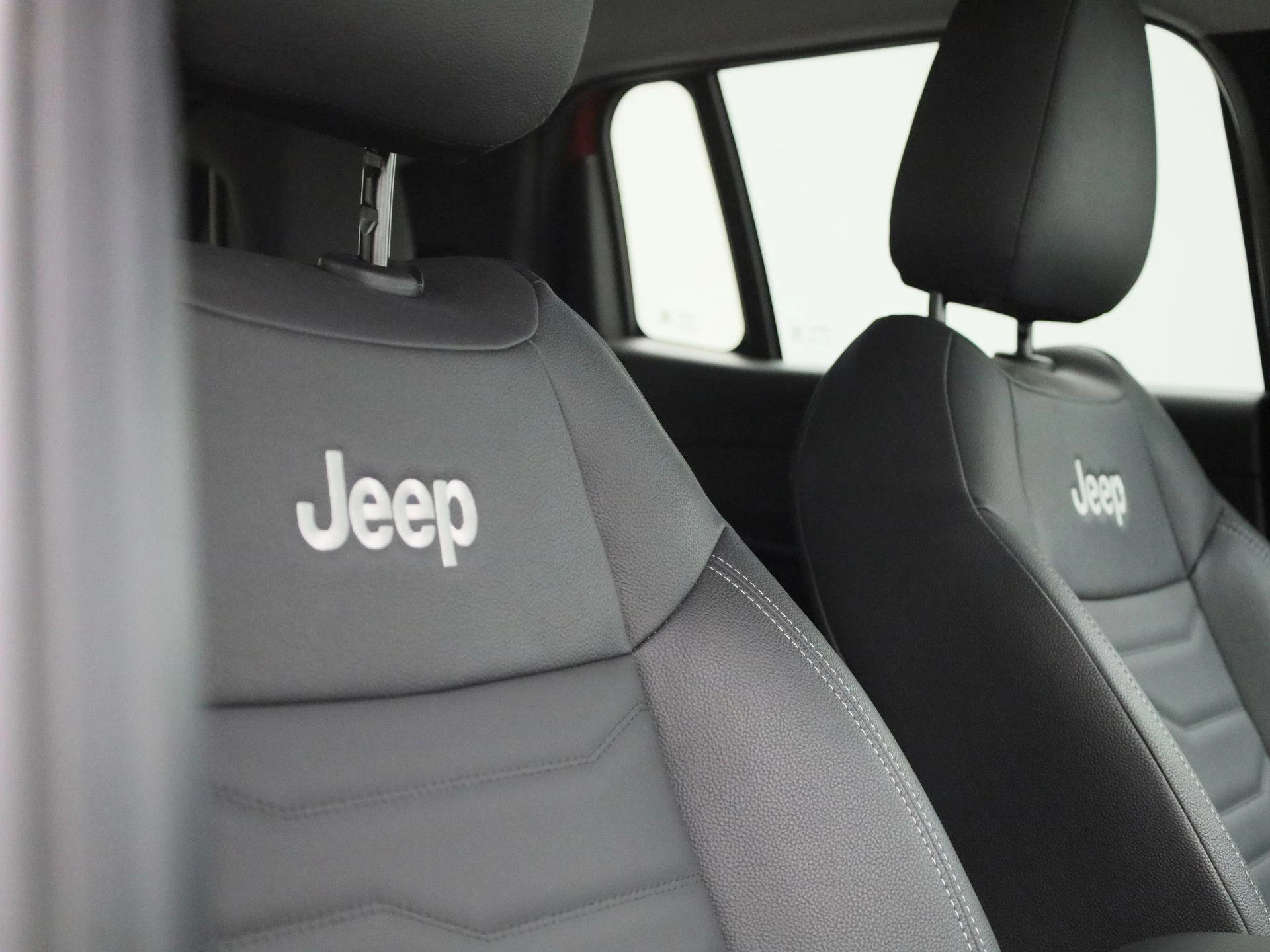 Jeep-Avenger-image-34