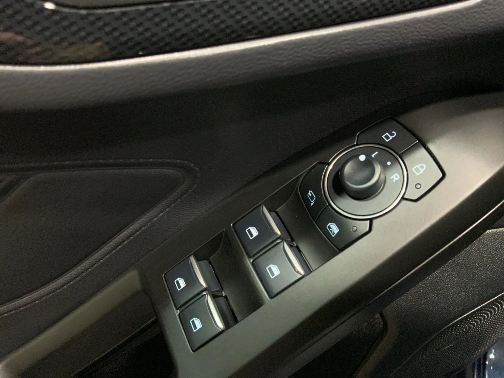 Ford Focus ST-Line Turnier Aut.*ACC*KAM*NAVI*LED*WINTER-PKT.