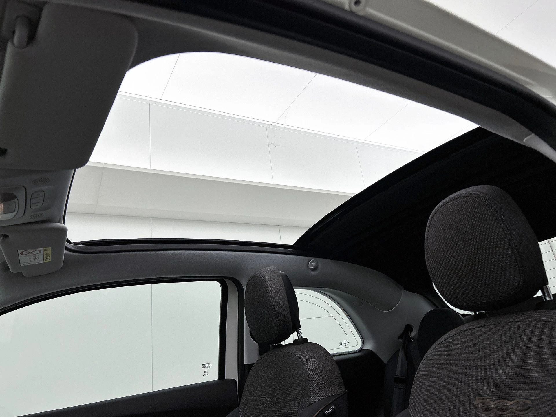 Fiat-500e-image-26