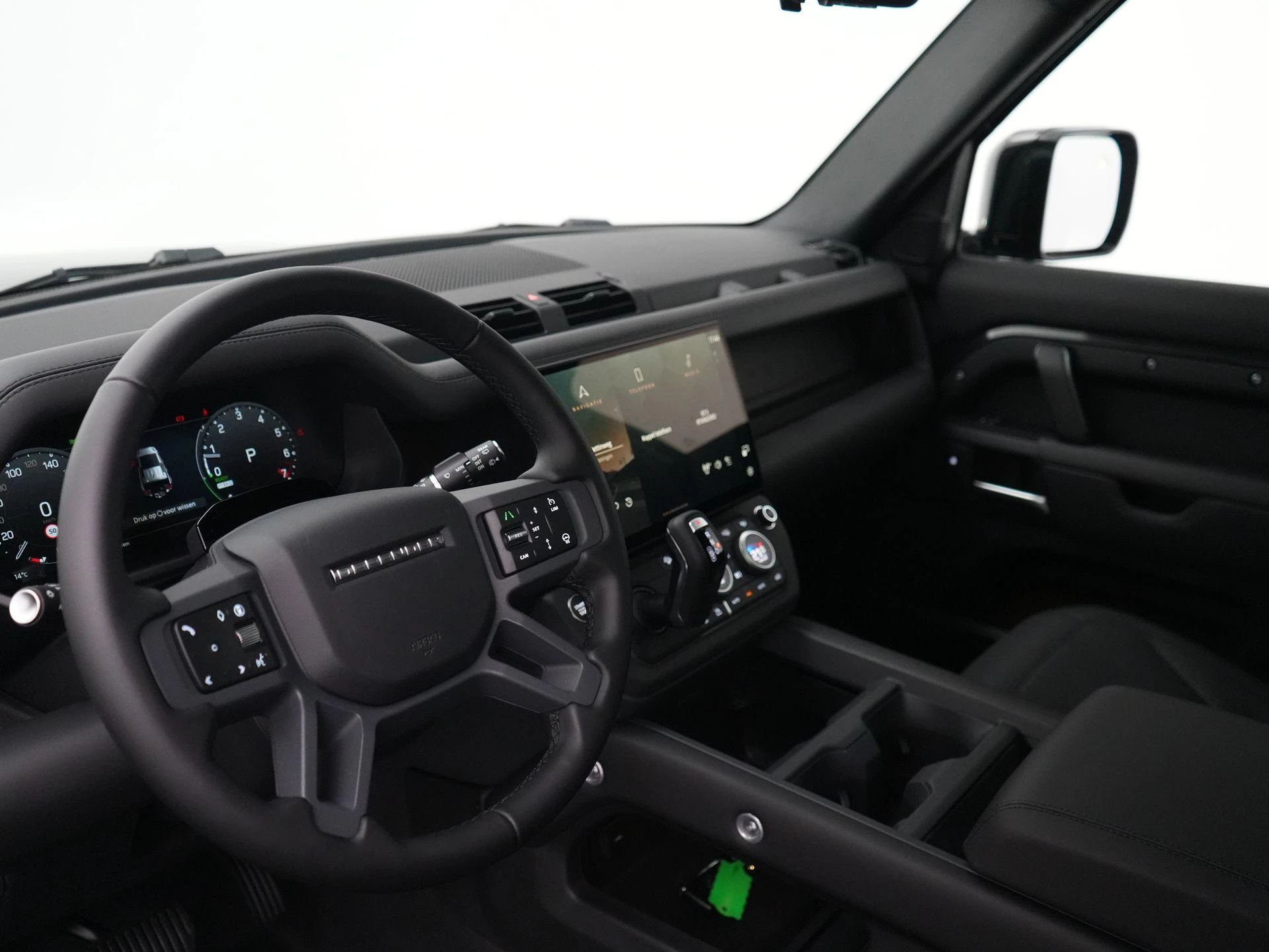 Land Rover-Defender-image-29