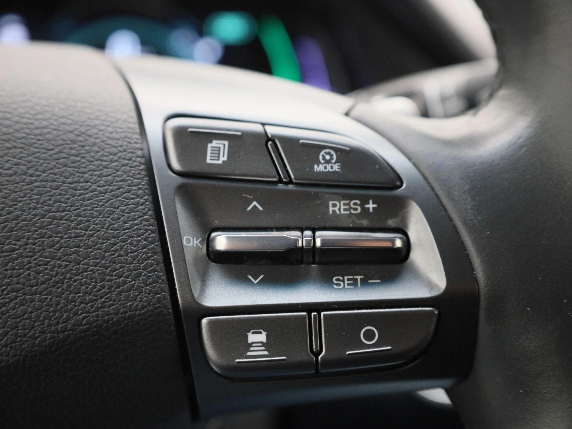 Hyundai-IONIQ-image-25