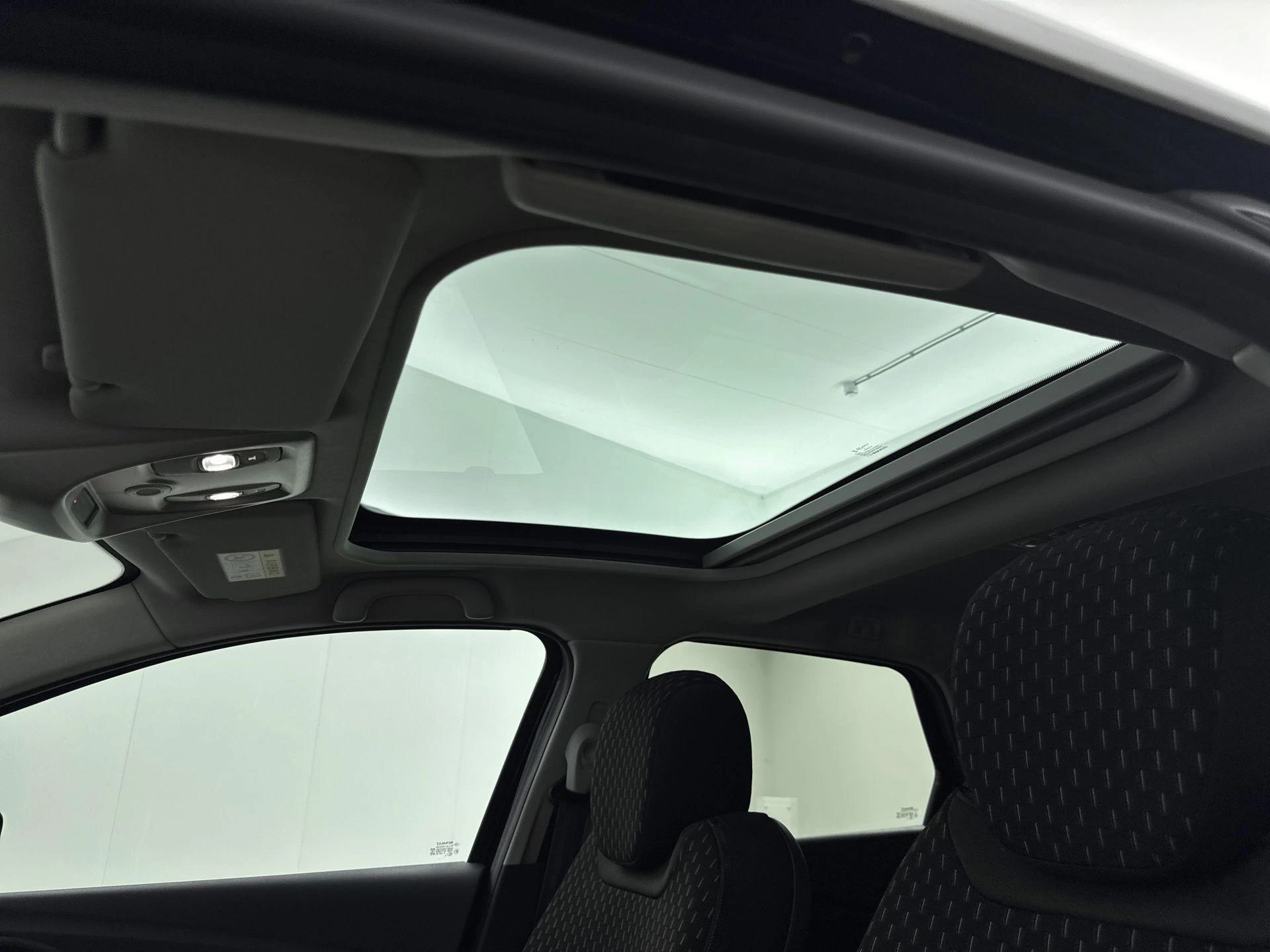 Renault-Captur-image-19