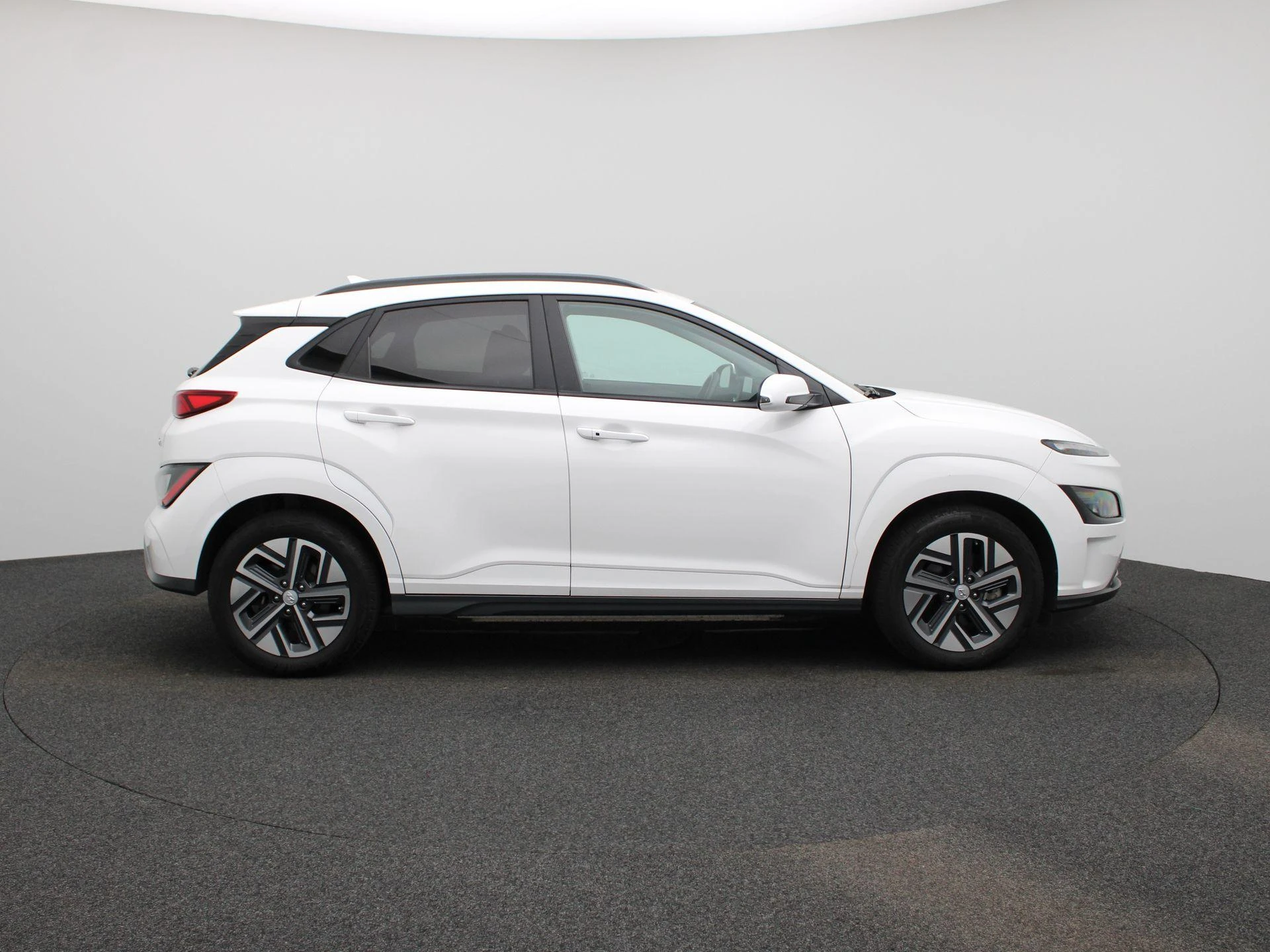 Hyundai-Kona-image-5