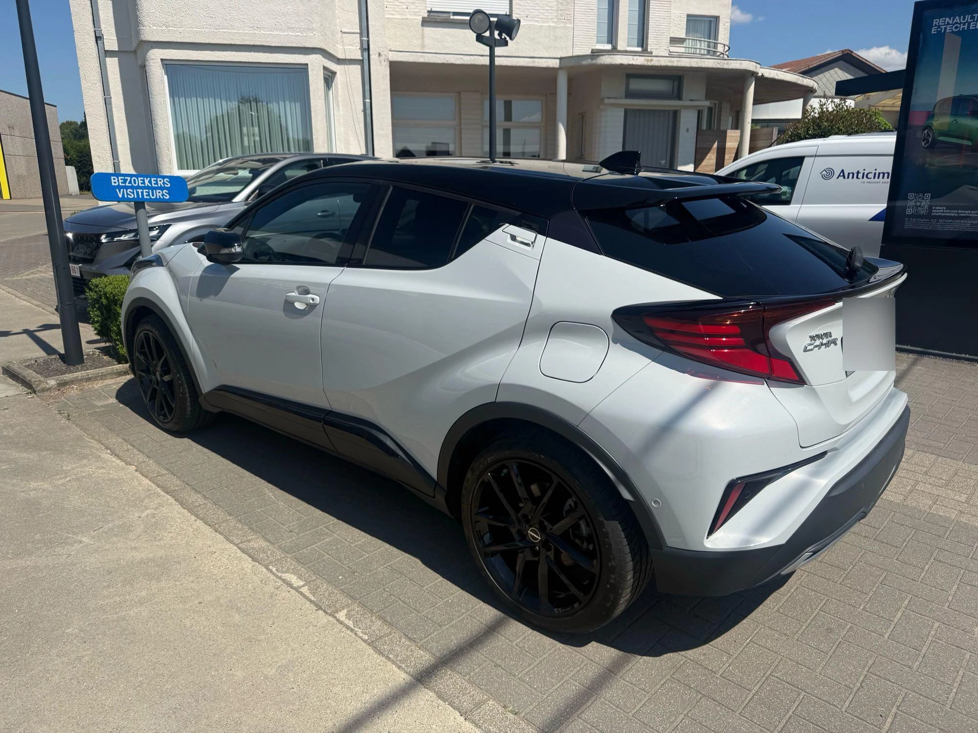 Toyota-C-HR-image-7