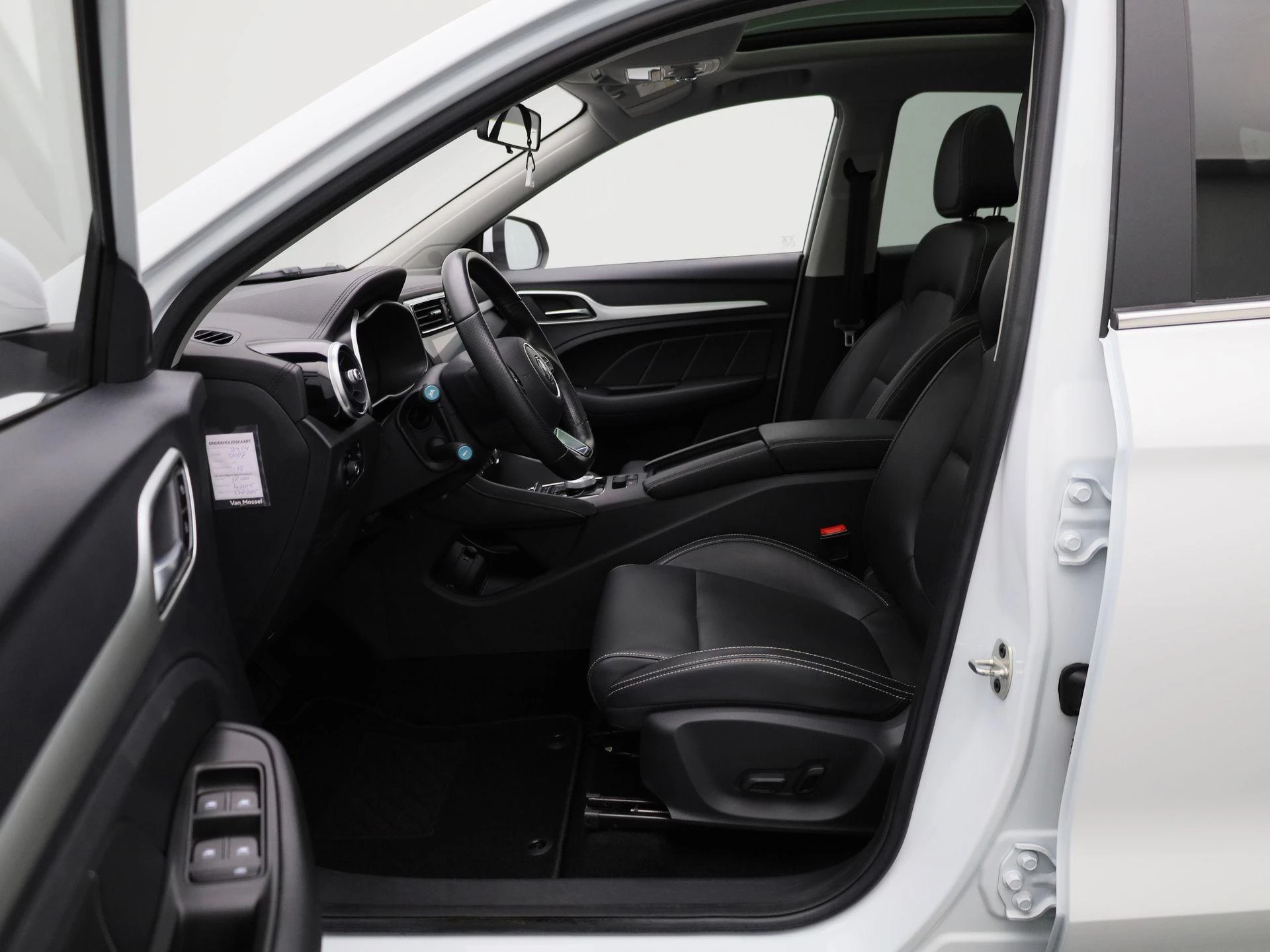 MG ZS EV Luxury 45 kWh