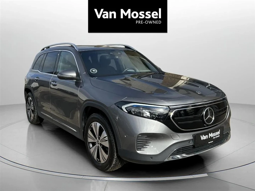 Mercedes-Benz-EQB-image-2