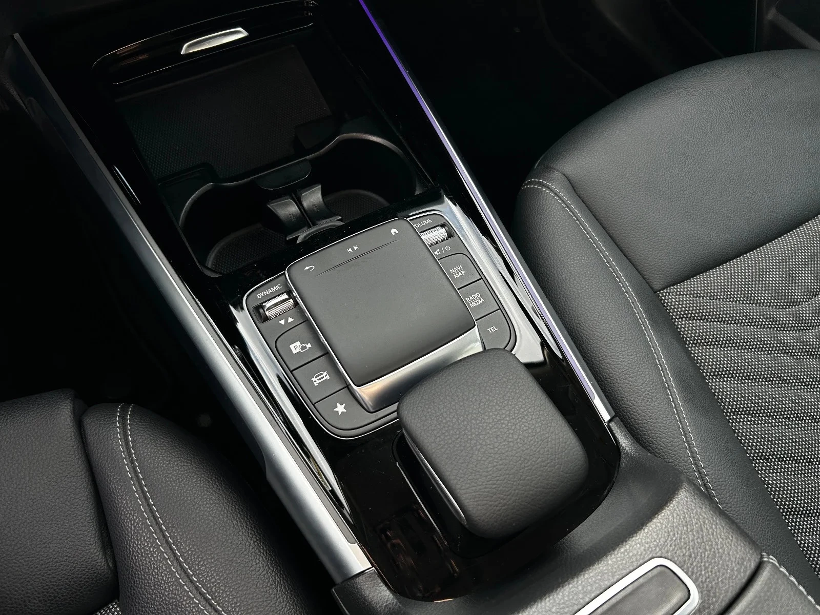 Mercedes-Benz-EQA-image-10