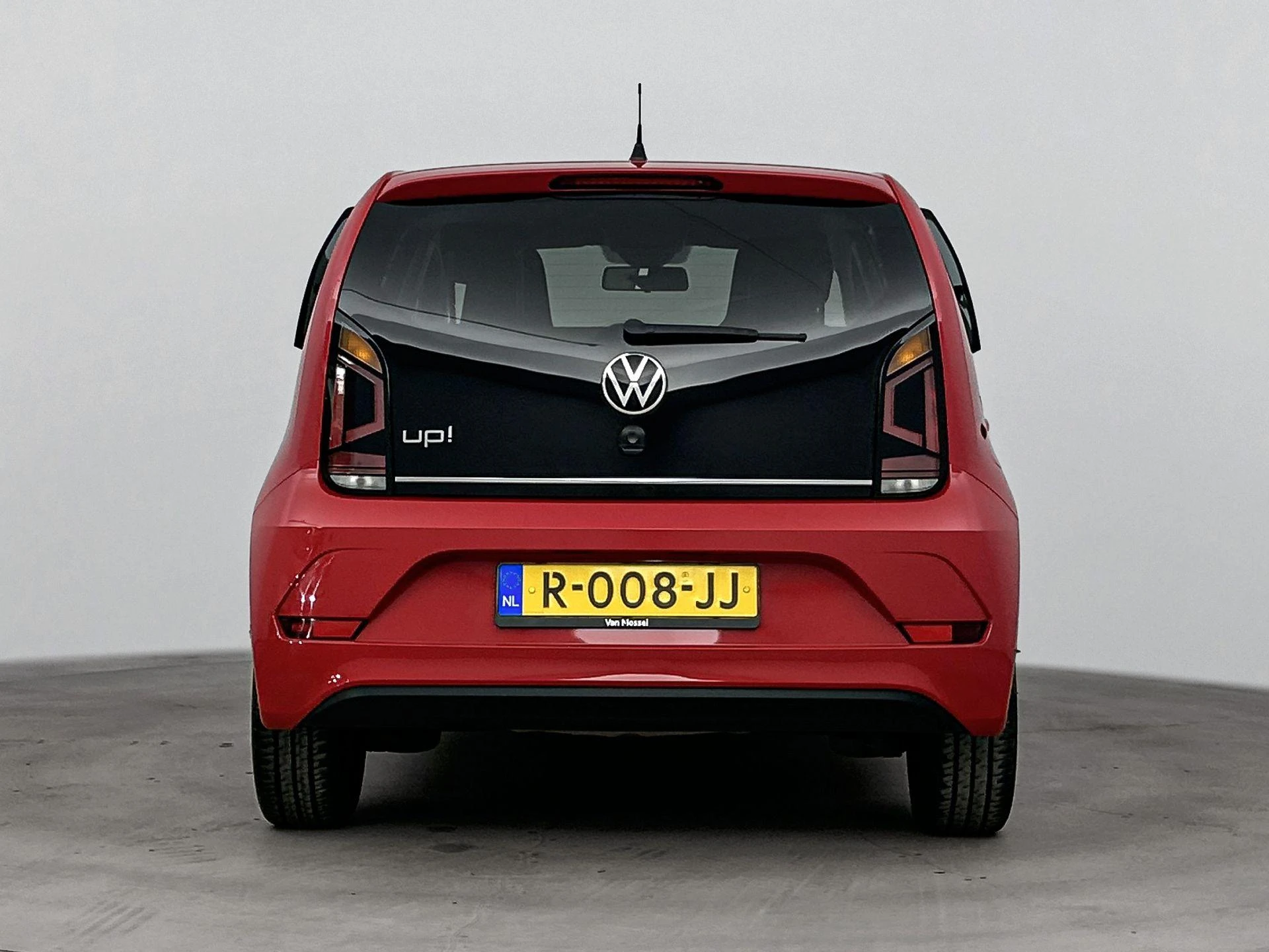 Volkswagen-up!-image-2