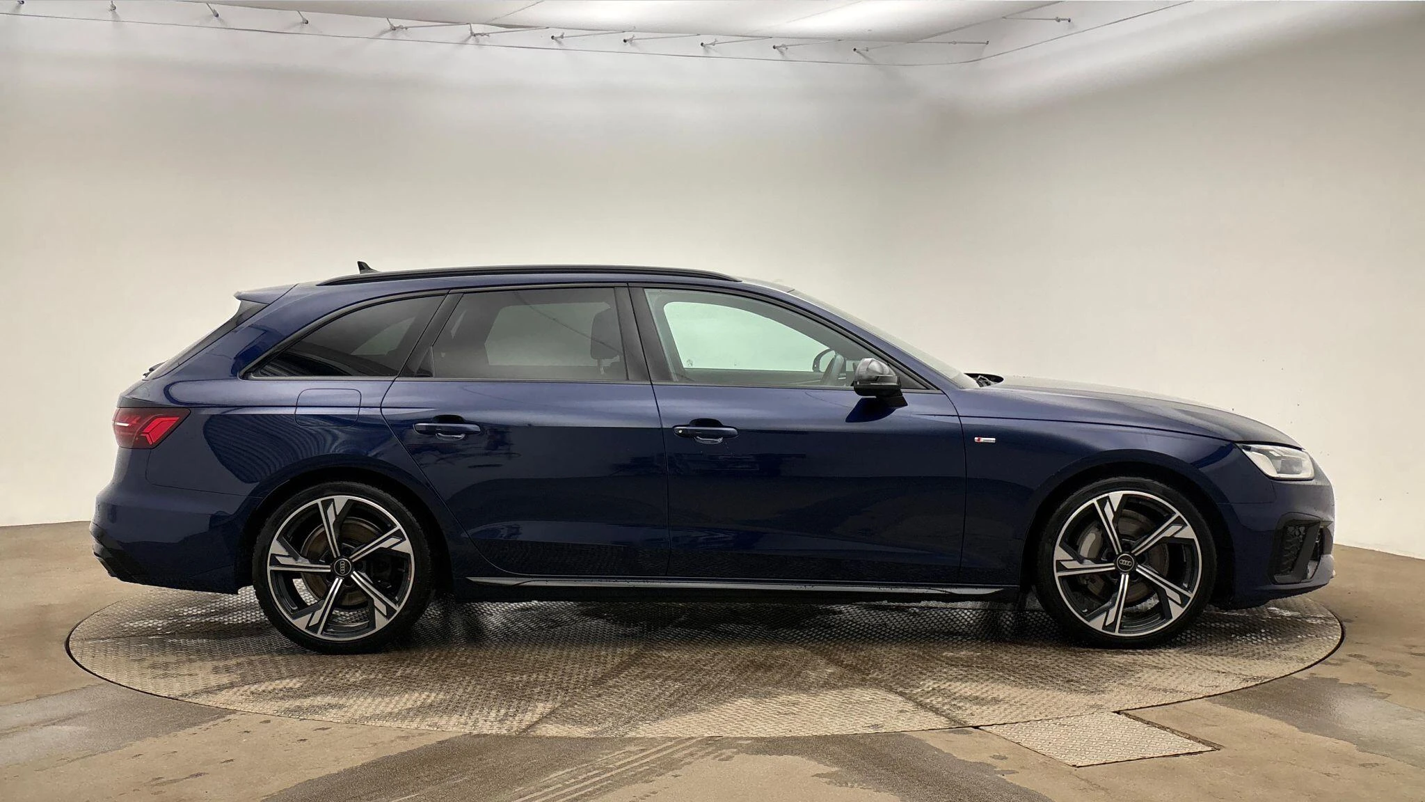 Audi-A4-image-3