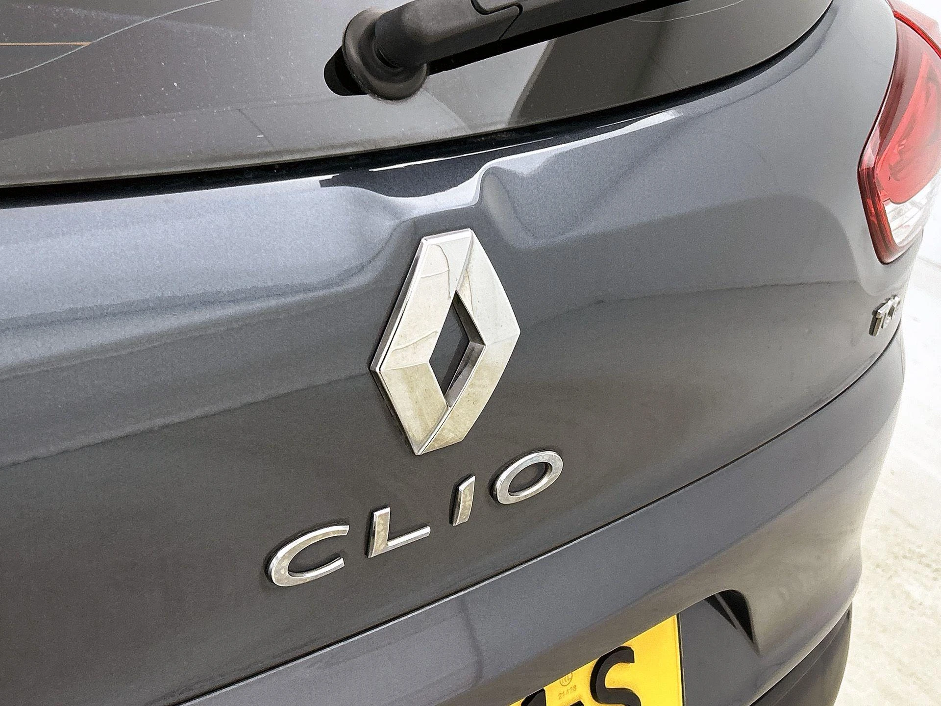 Renault-Clio-image-12