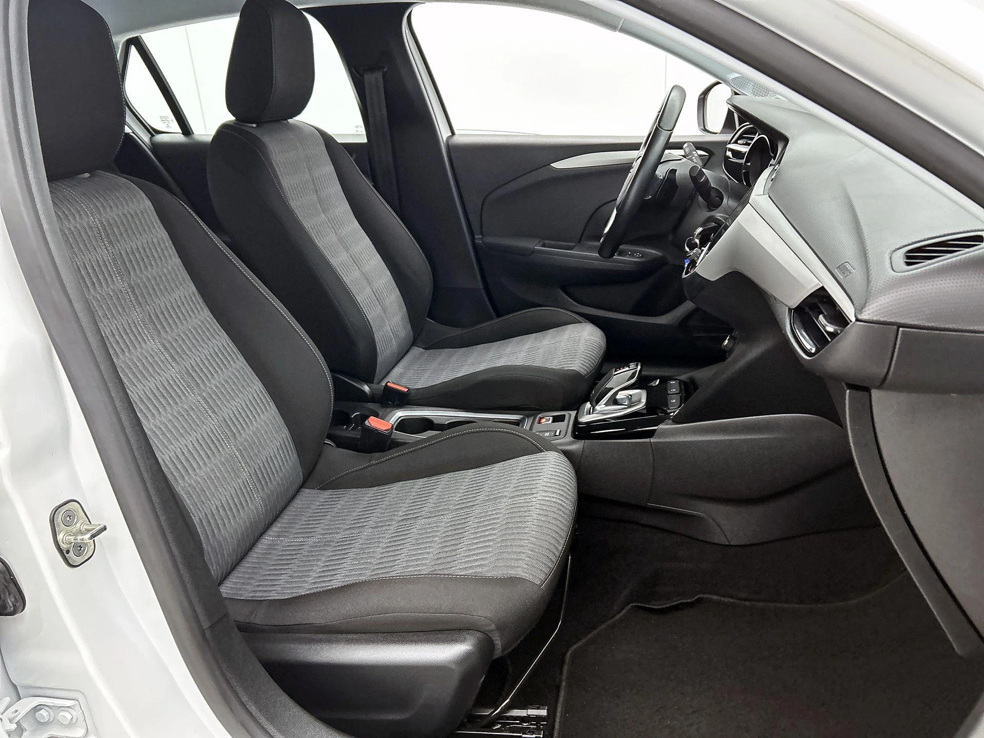 Opel-Corsa-image-33