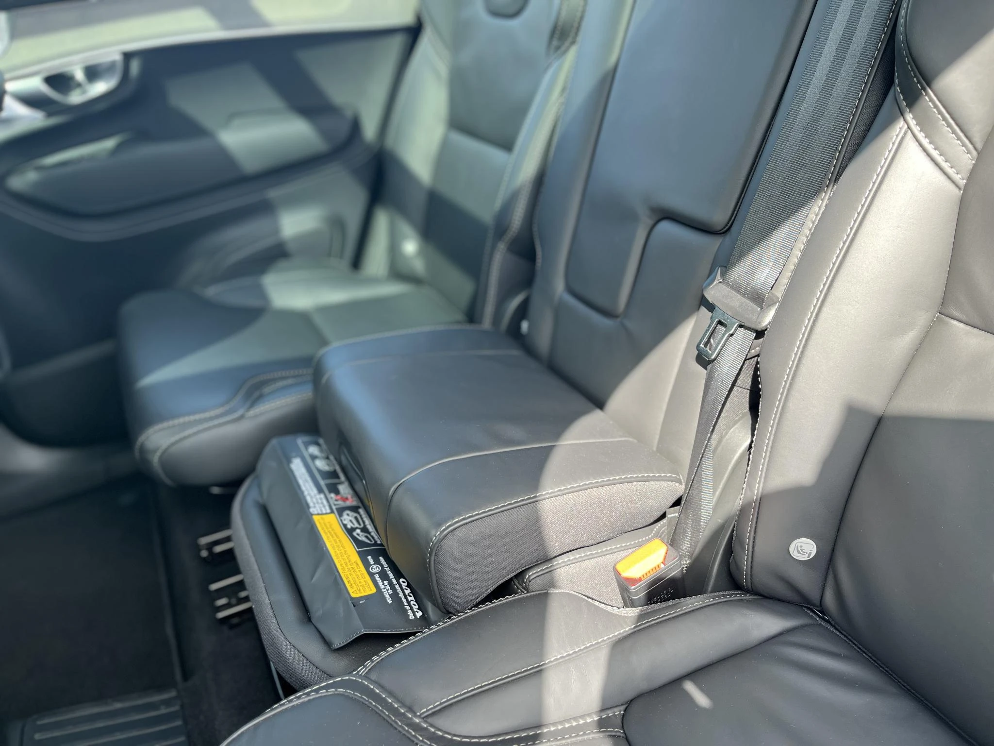 Volvo-XC90-image-12
