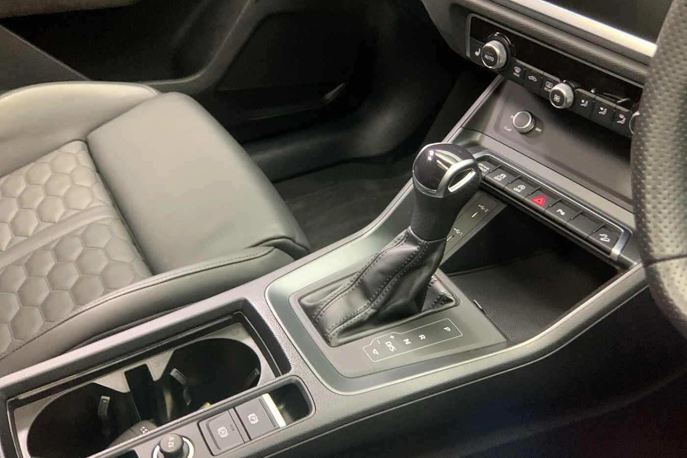 Audi-RSQ3-image-7