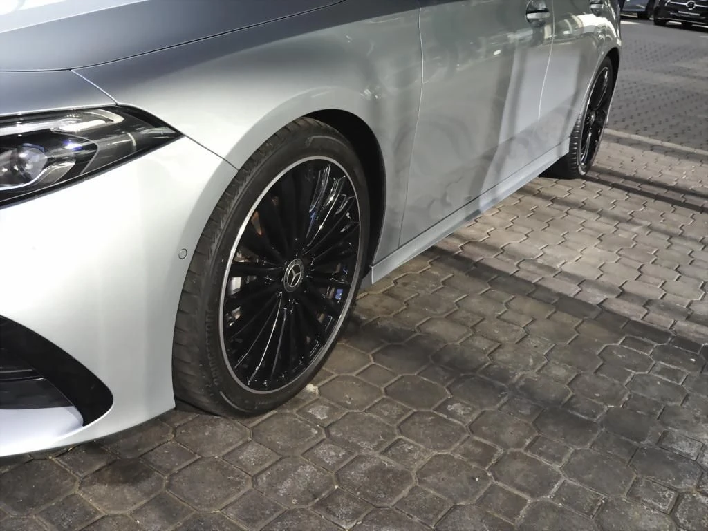 Mercedes-Benz-A-Klasse 200 d-image-6