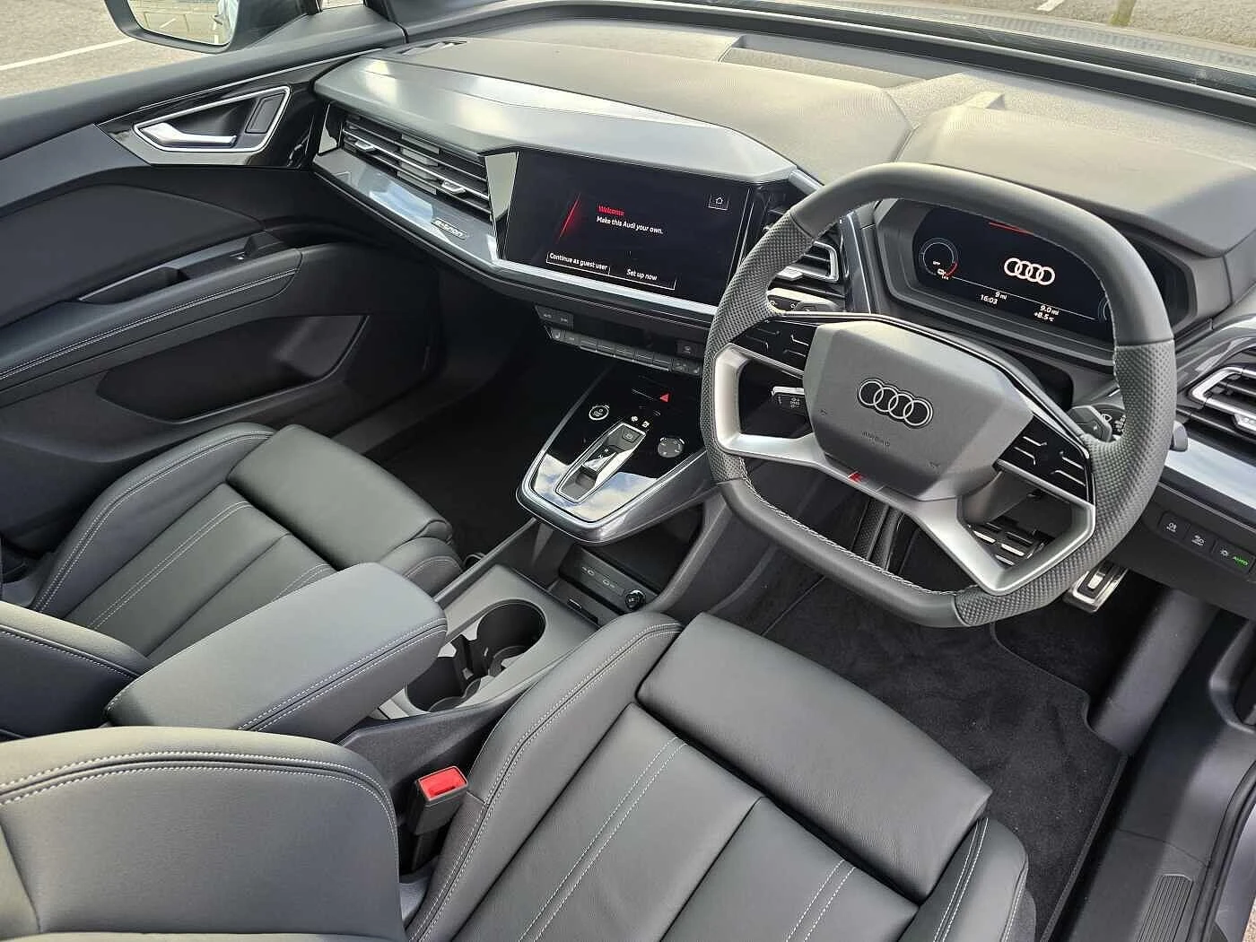 Audi-Q4 e-tron-image-5
