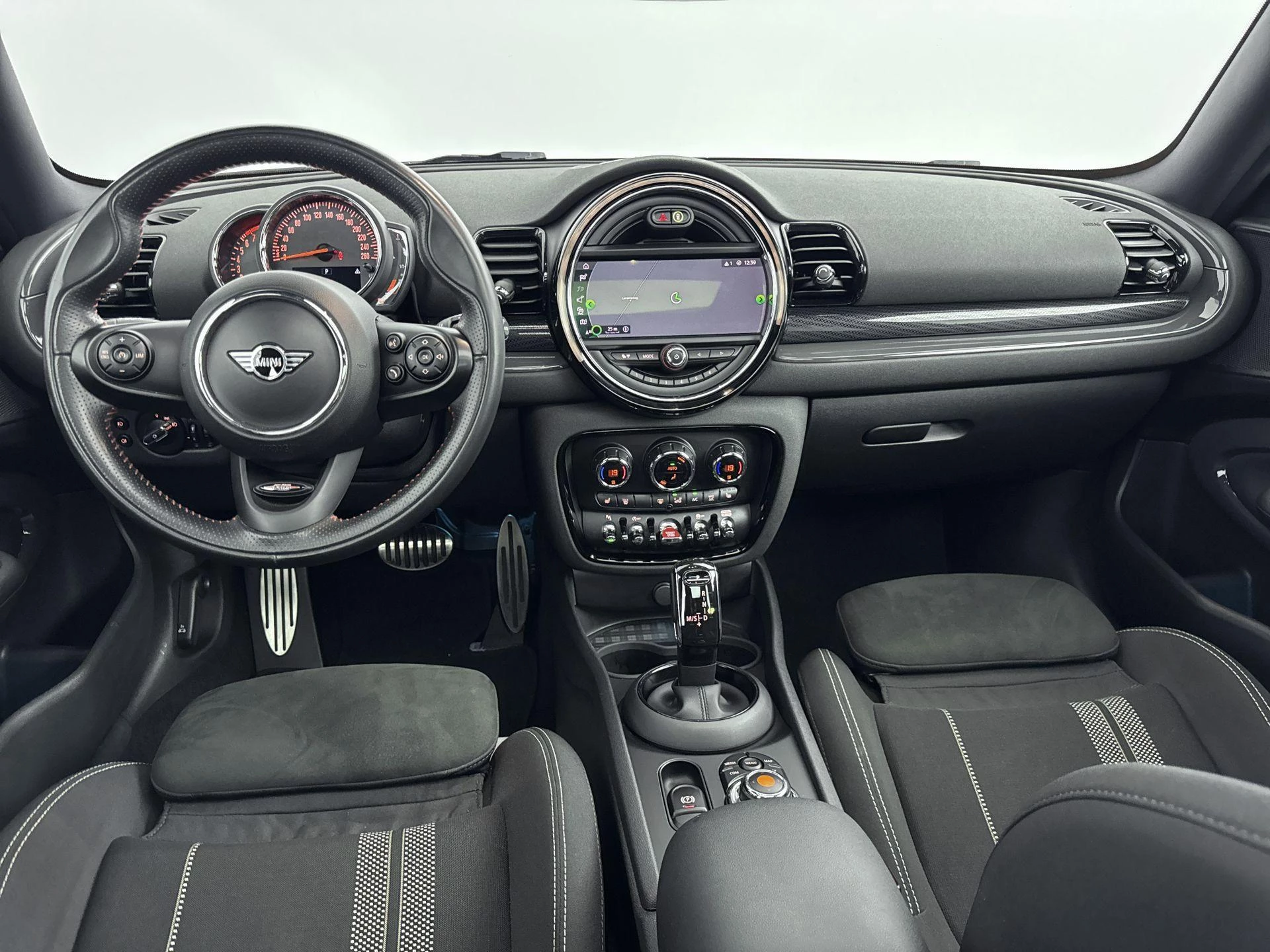 MINI-Clubman-image-15