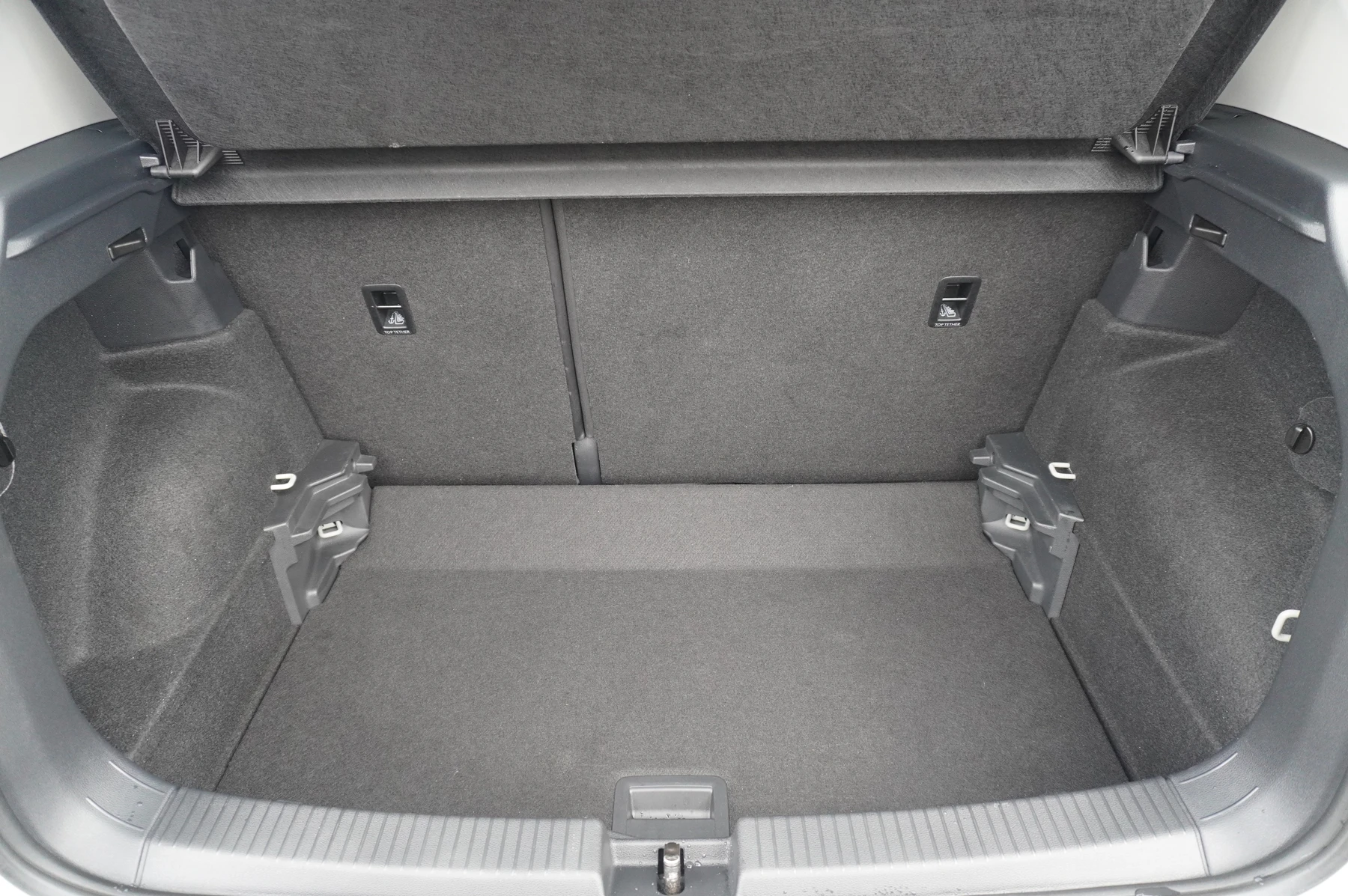 Volkswagen-T-Cross-image-13