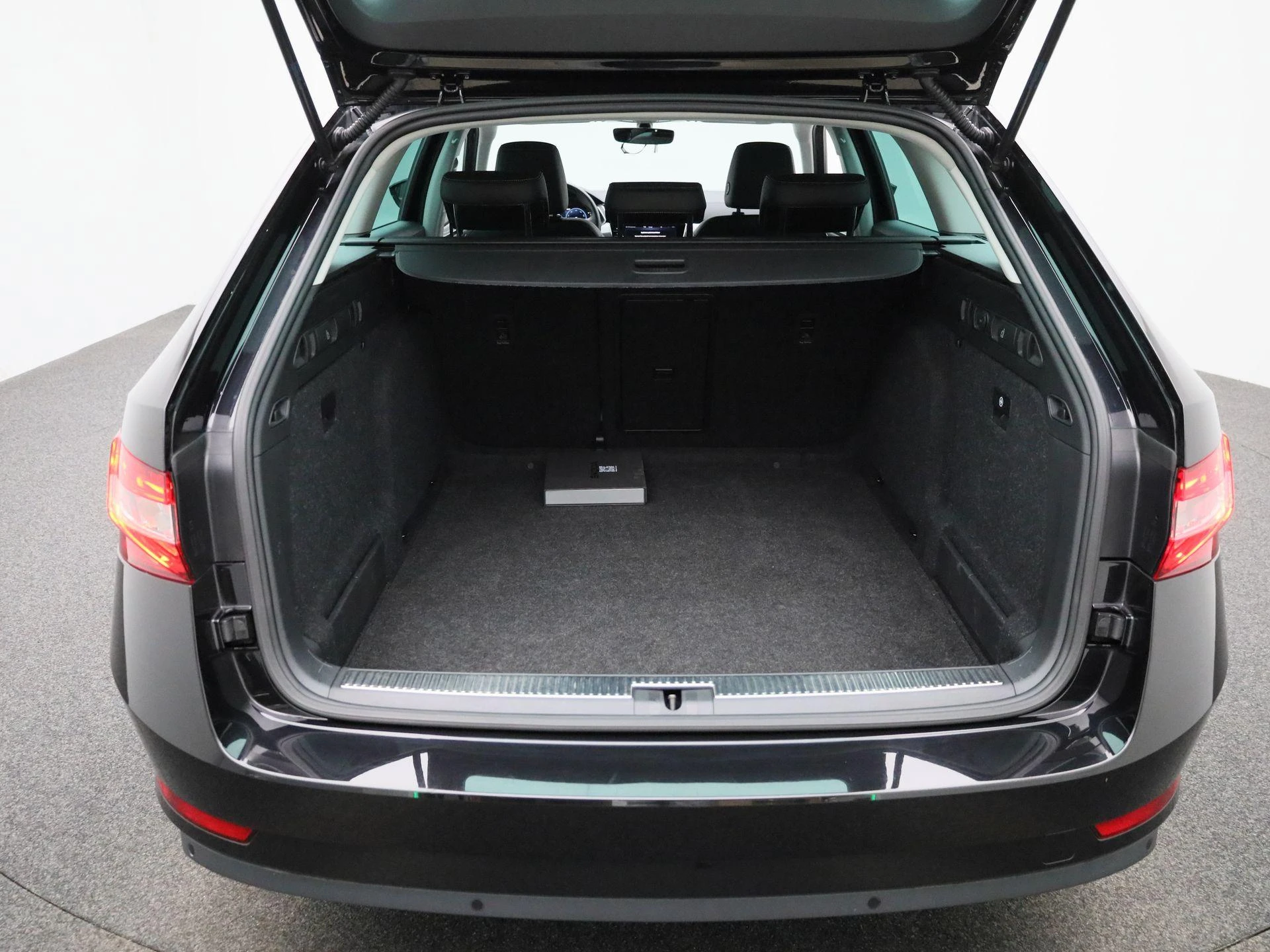 Škoda-Superb-image-14