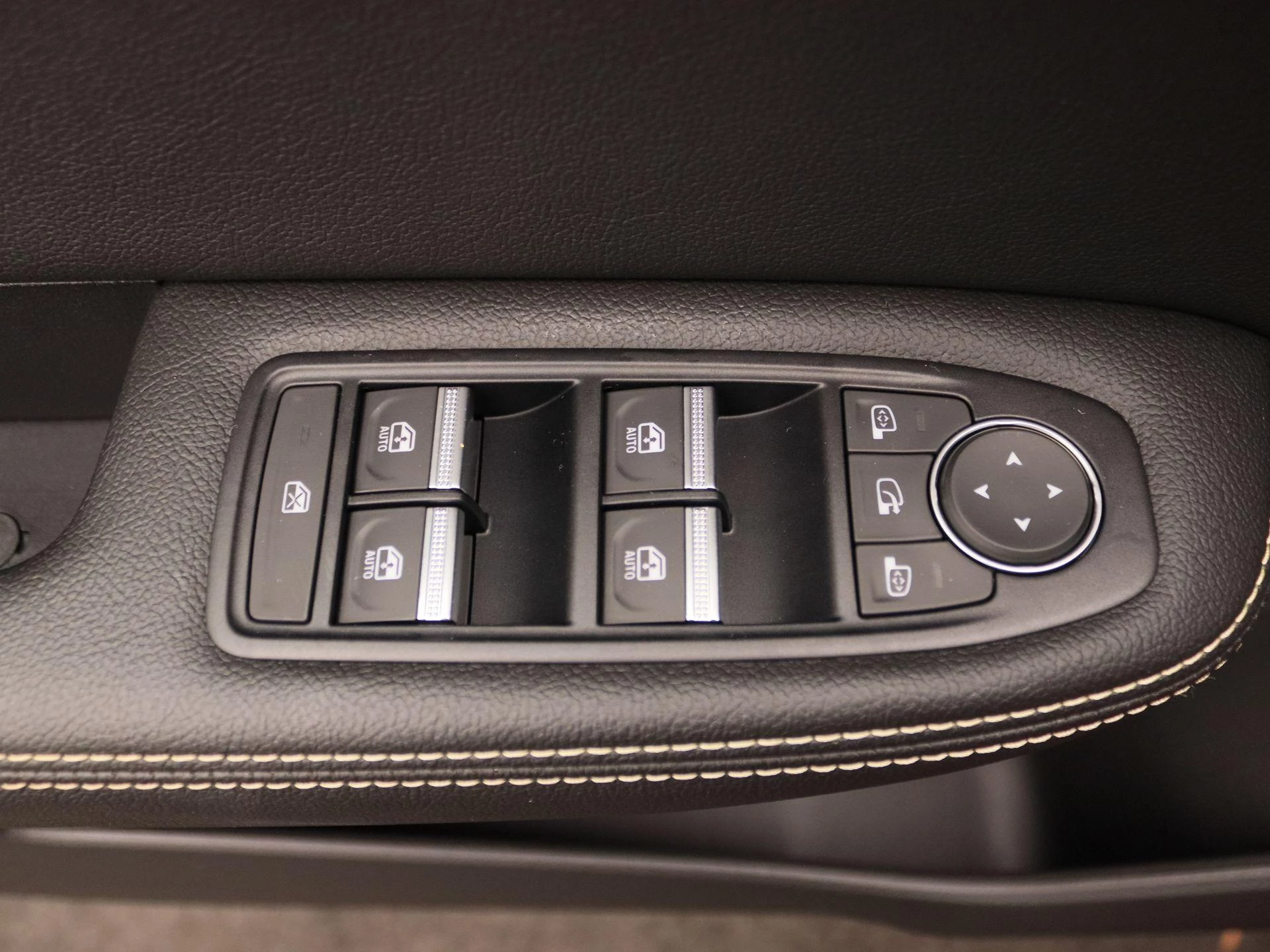 Renault Arkana E-Tech full hybrid 145 techno