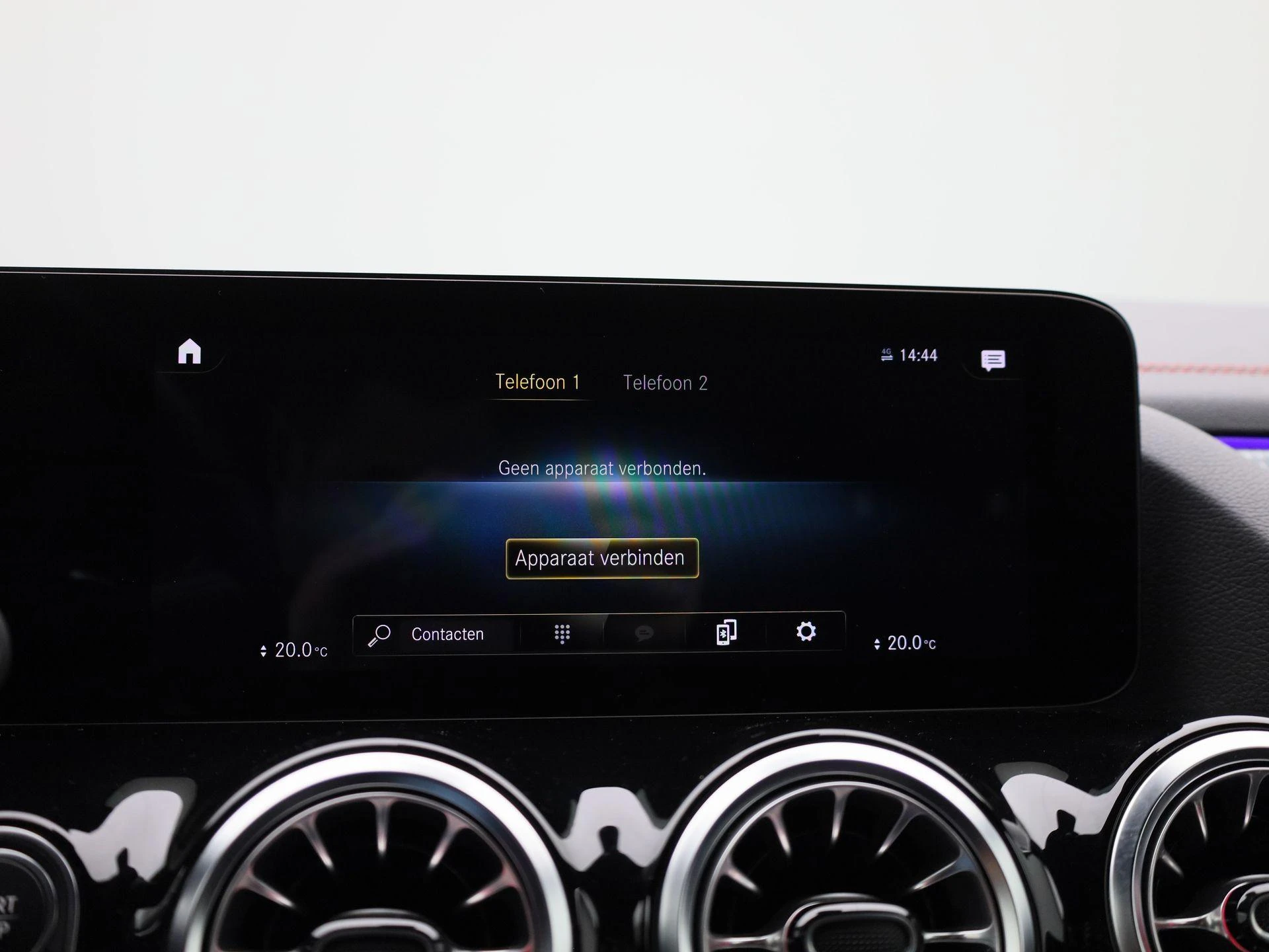 Mercedes-Benz-EQA-image-22