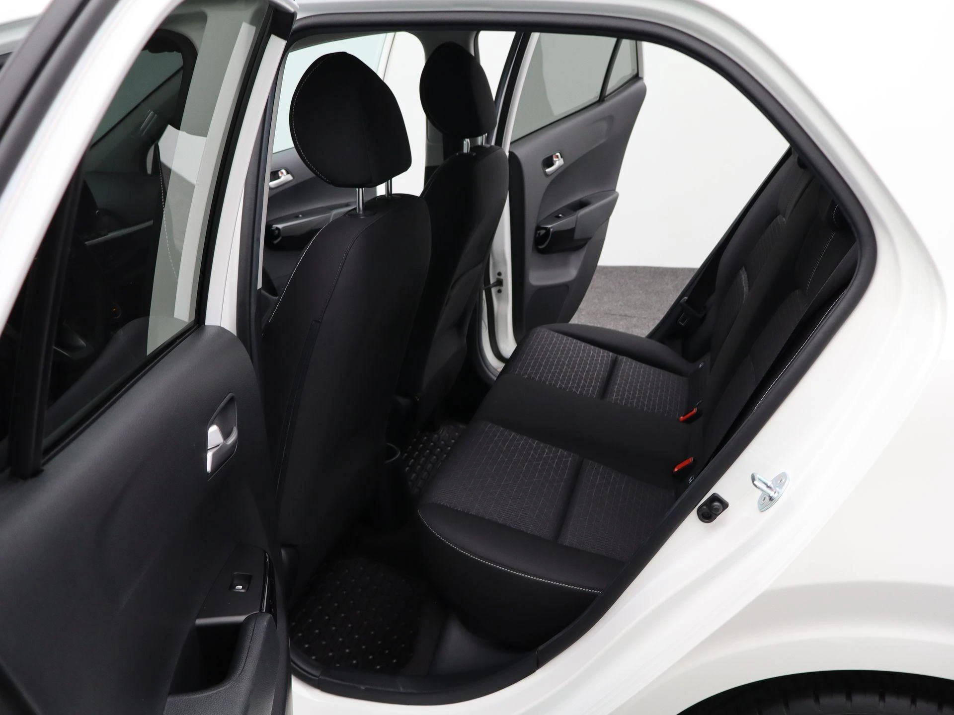 Kia-Picanto-image-11